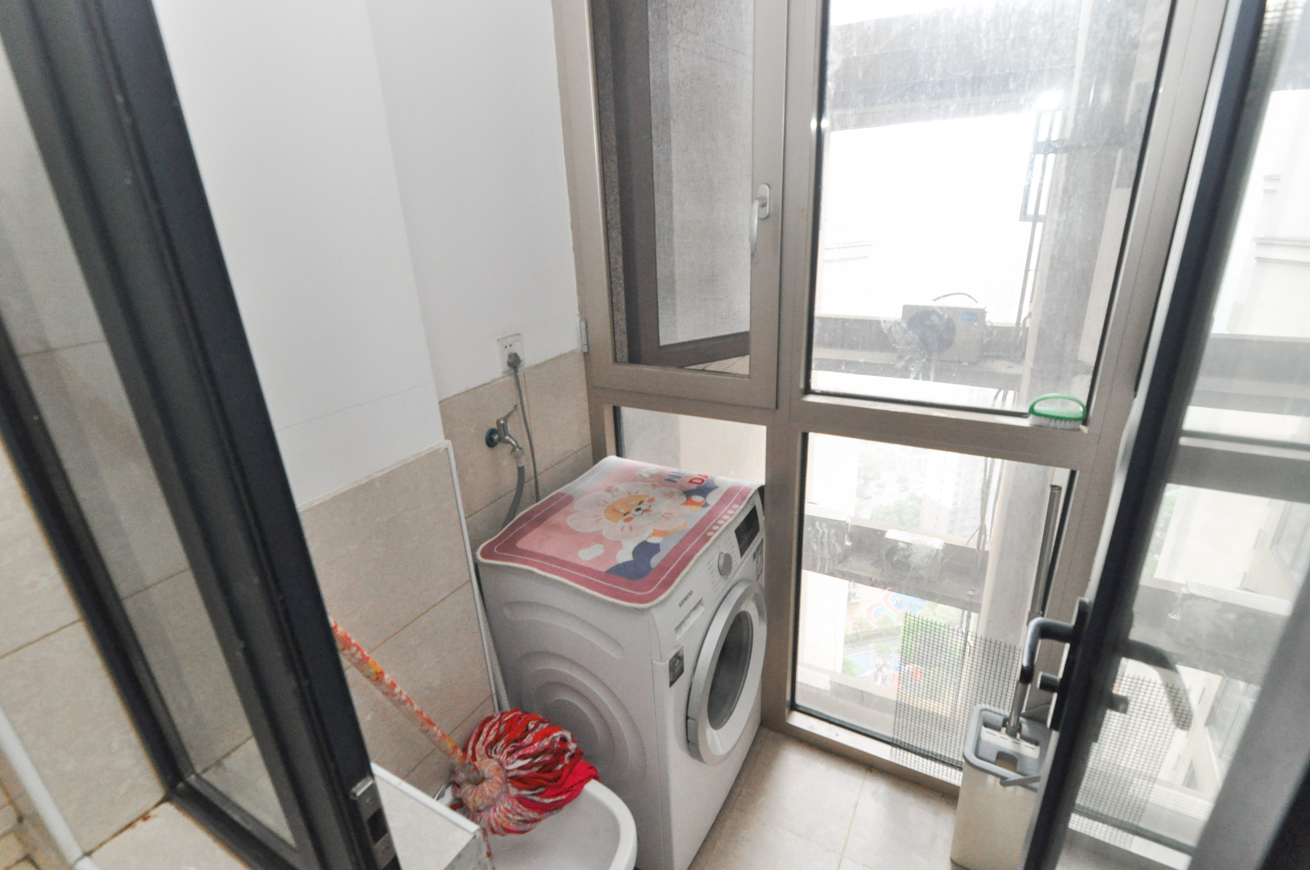 中建梅溪湖中心  3室2厅1卫   128.00万卧室