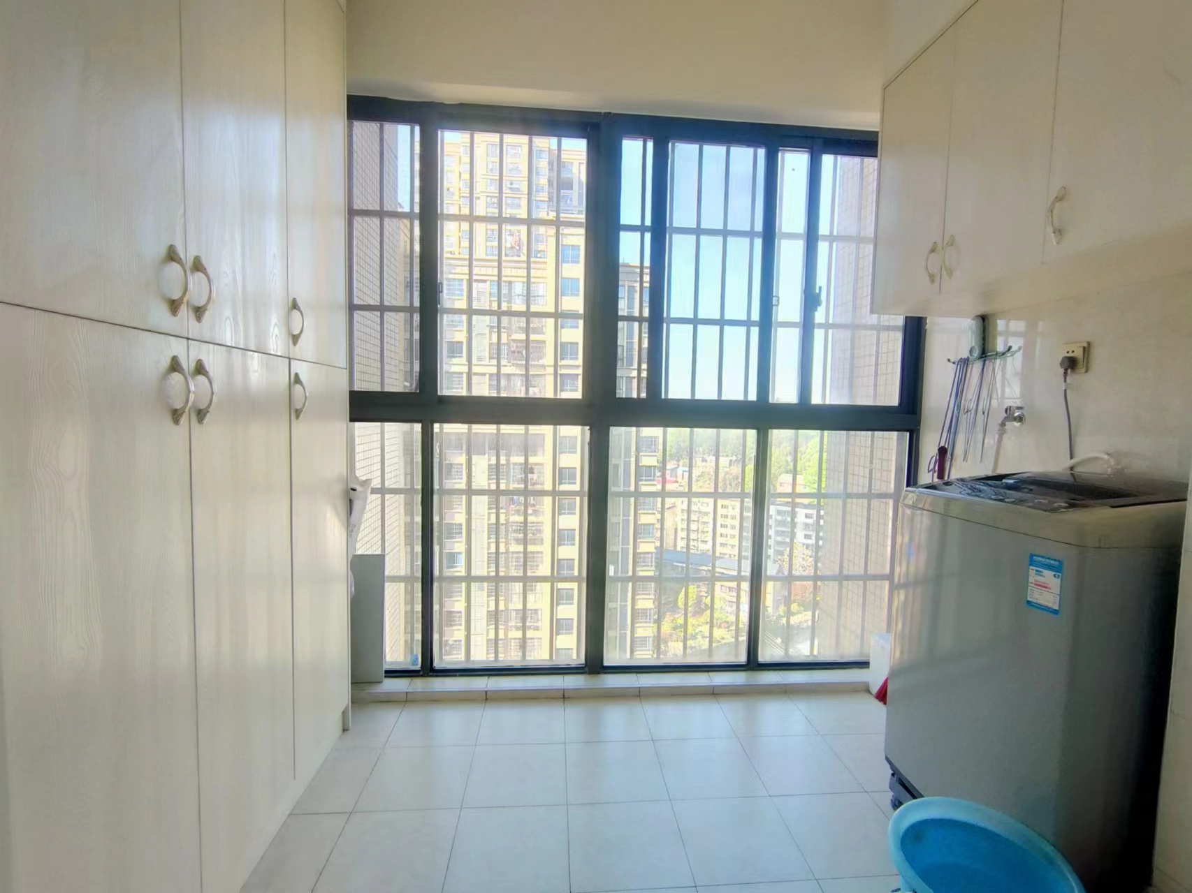 百江明珠 2室2厅2卫 58.0万 百江明珠 2室2厅2卫 58.0万室内图