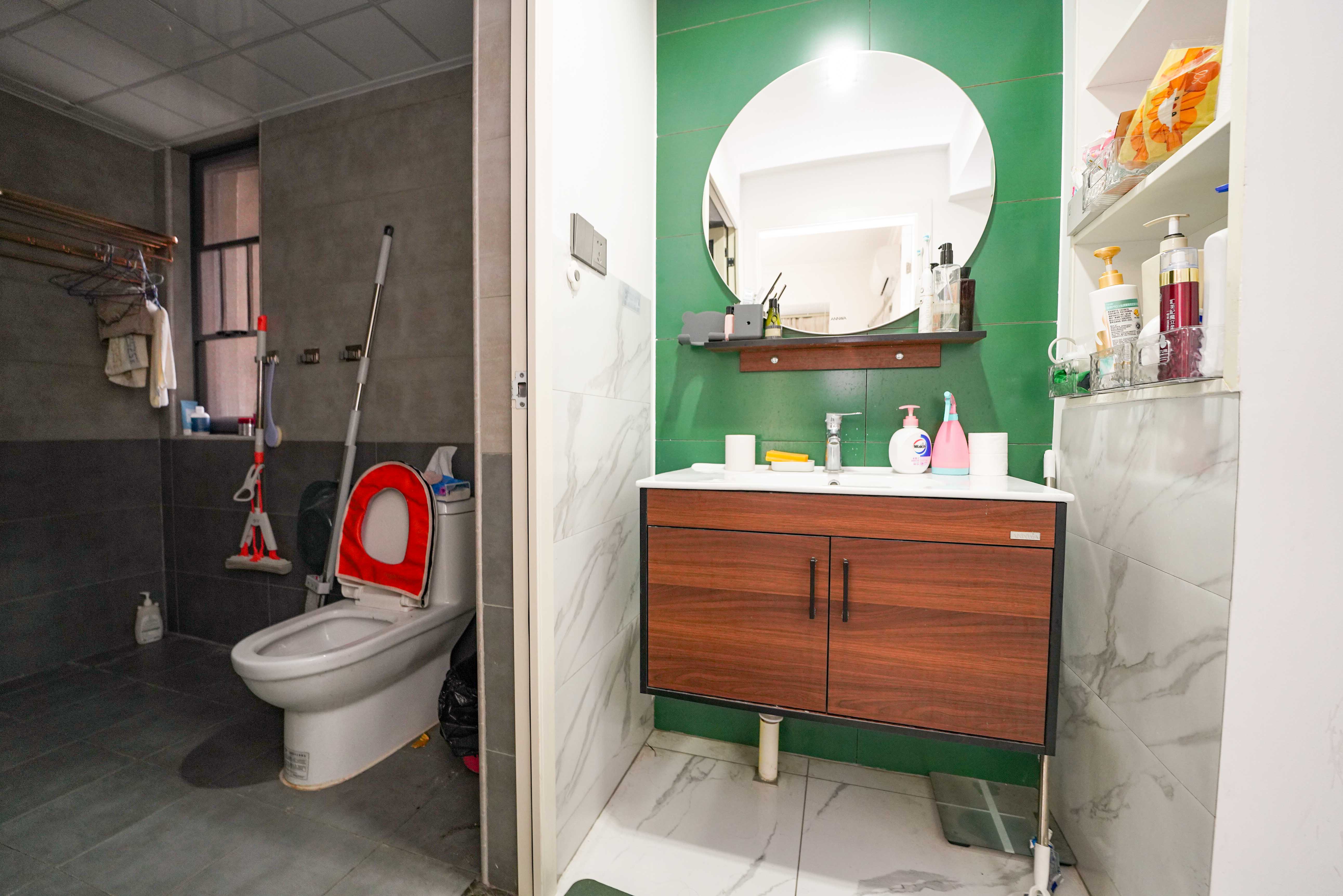 五矿万境蓝山 3室2厅1卫 110.0万 五矿万境蓝山 3室2厅1卫 110.0万卫生间