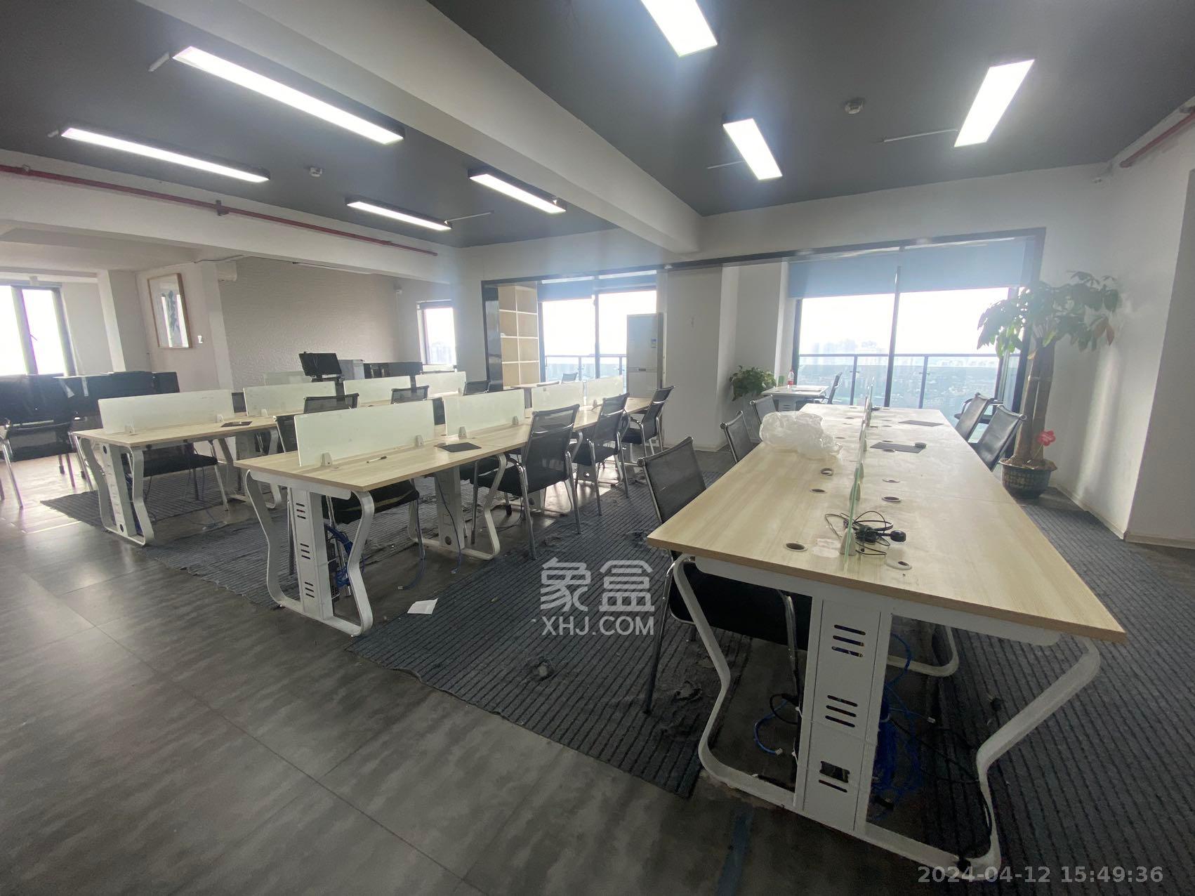 达美D6区  2室1厅1卫   5500.00元/月室内图