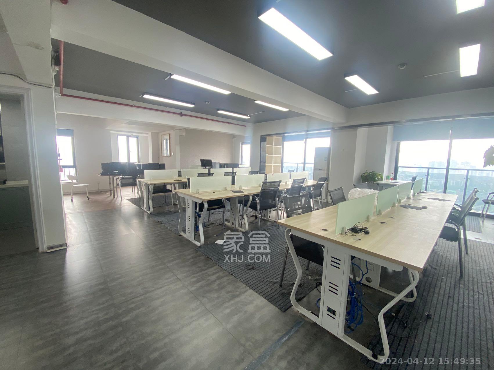 达美D6区  2室1厅1卫   5500.00元/月室内图1