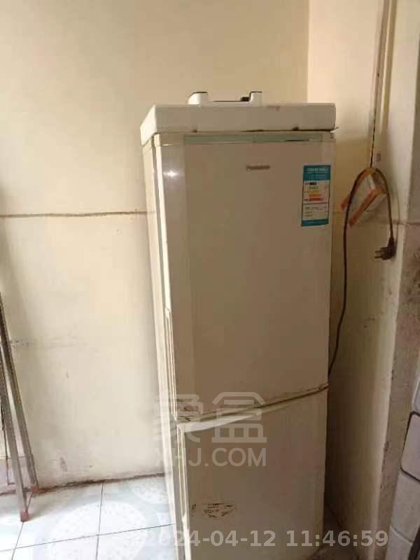 棉纺厂单位房  1室1厅1卫   650.00元/月室内图