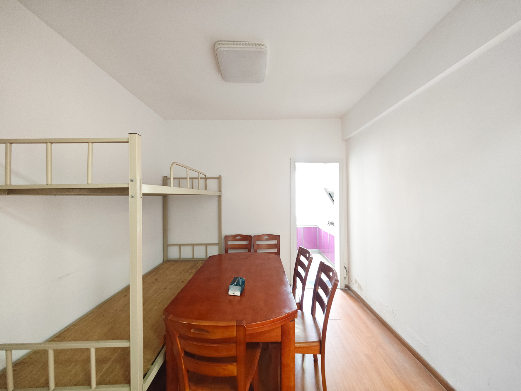 博长山水香颐  4室2厅2卫    95.0万 博长山水香颐  4室2厅2卫    95.0万卧室