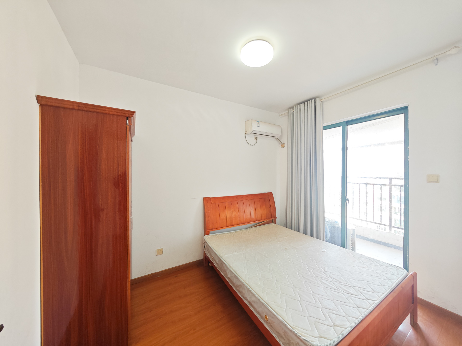 博长山水香颐  4室2厅2卫    95.0万 博长山水香颐  4室2厅2卫    95.0万卧室