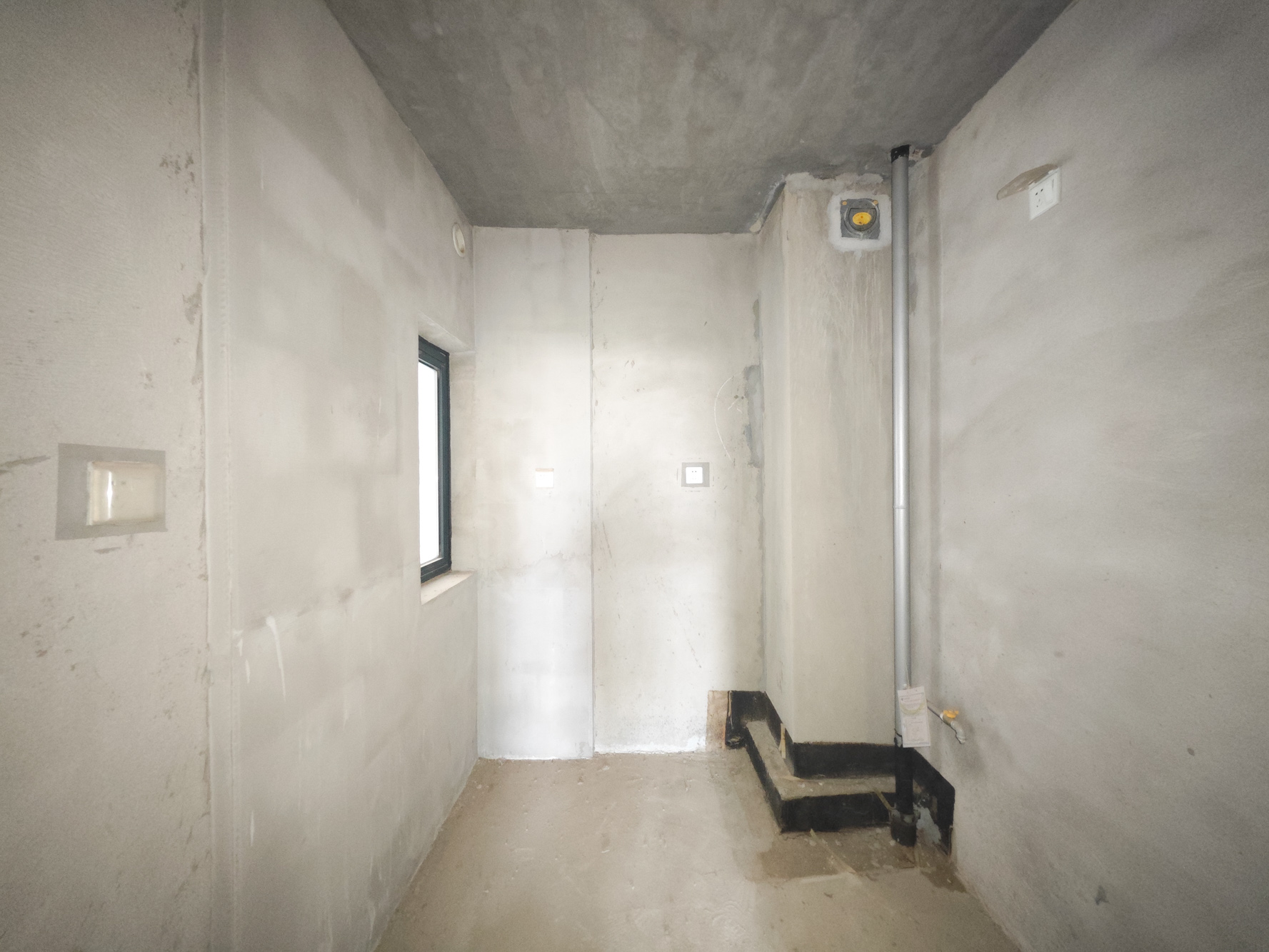 中建嘉和城  3室2厅1卫   75.00万厨房