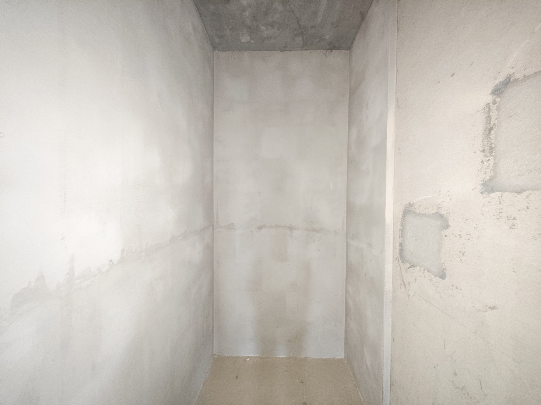 中建嘉和城  3室2厅1卫   75.00万卧室