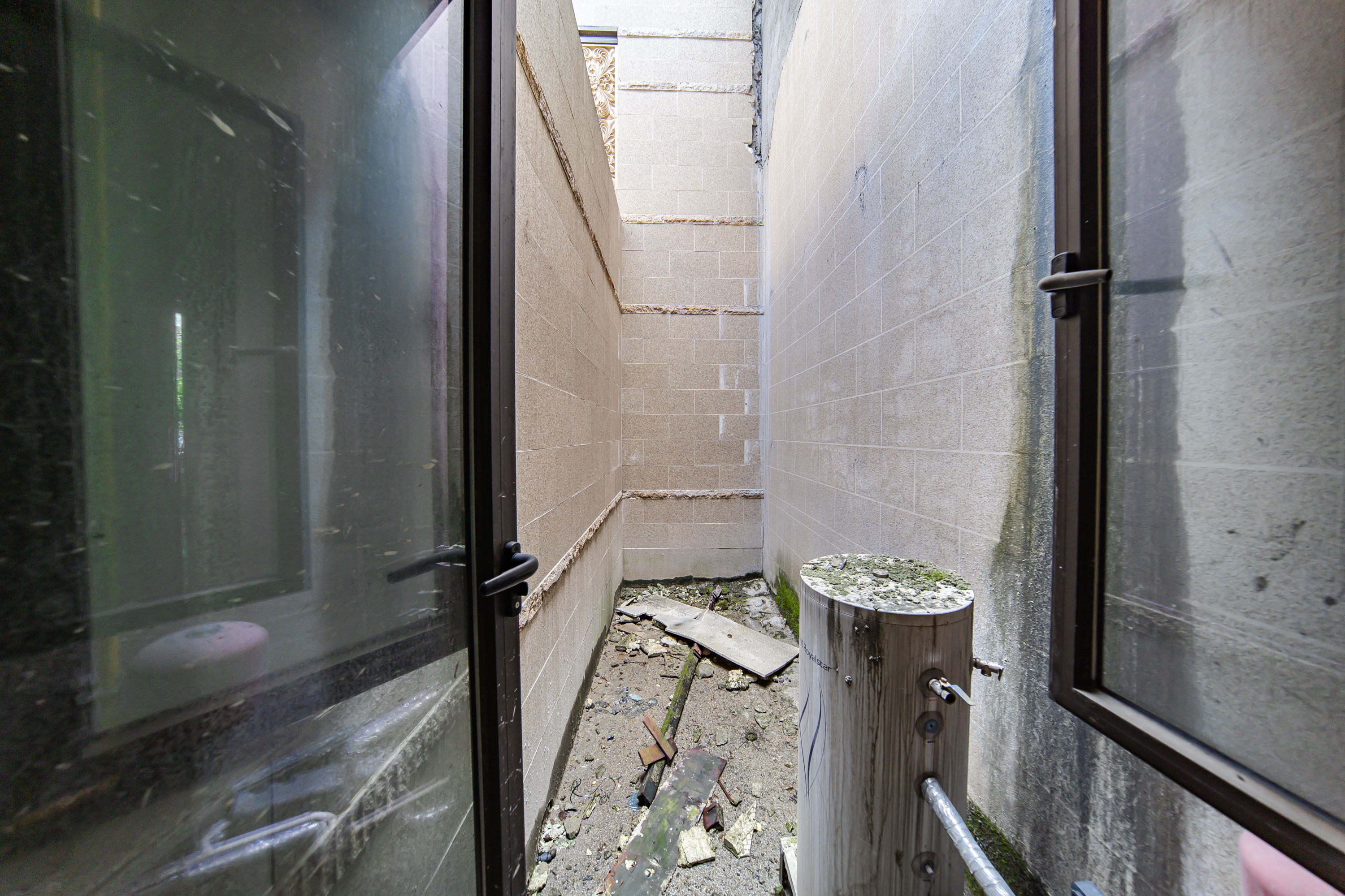 蓝光雍锦半岛  5室2厅3卫    450.0万 蓝光雍锦半岛  5室2厅3卫    450.0万其他