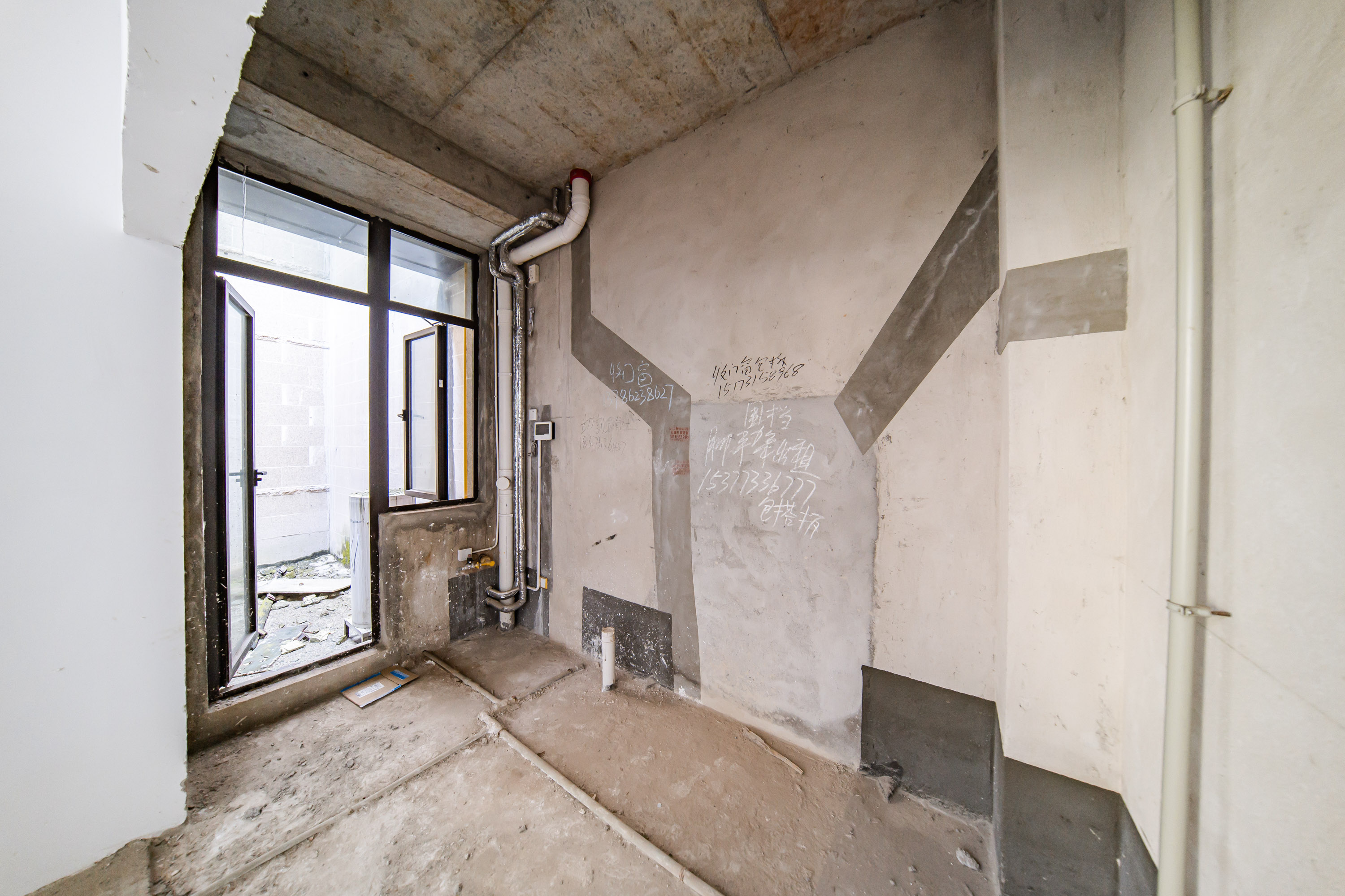 蓝光雍锦半岛  5室2厅3卫    450.0万 蓝光雍锦半岛  5室2厅3卫    450.0万其他