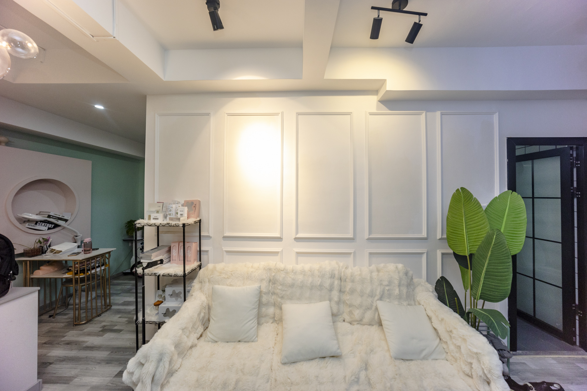 摩天一号 1室1厅1卫 54.0万 摩天一号 1室1厅1卫 54.0万其他