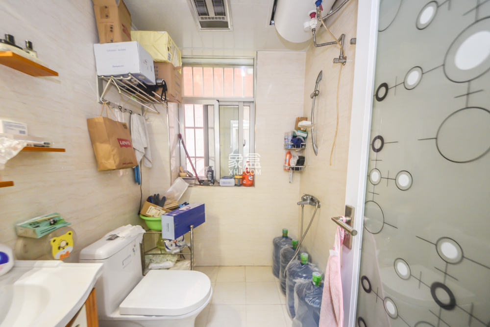 金地華園  3室2廳2衛(wèi)   118.00萬(wàn)