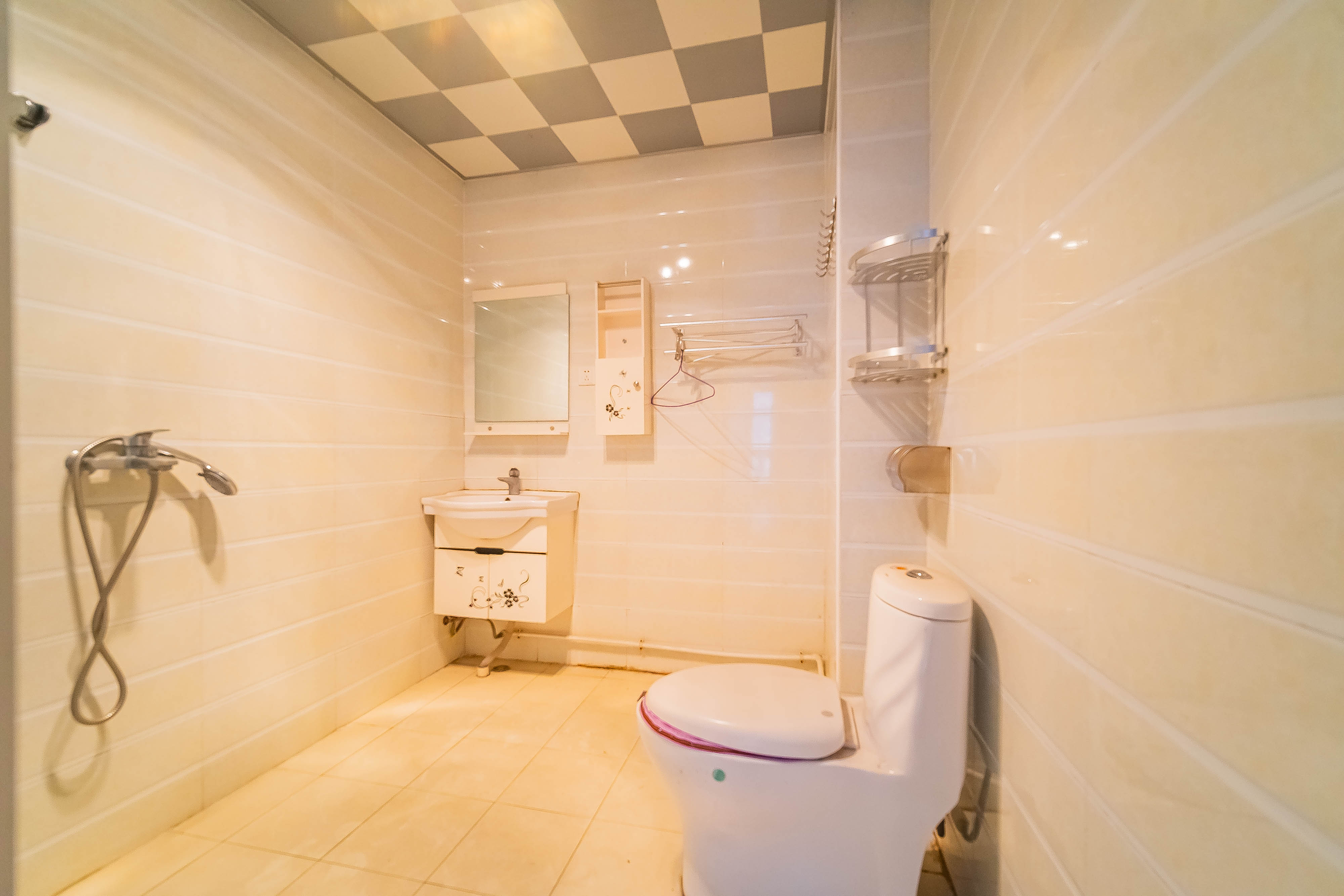 雅致名园  3室2厅2卫    281.98万 雅致名园  3室2厅2卫    281.98万卫生间