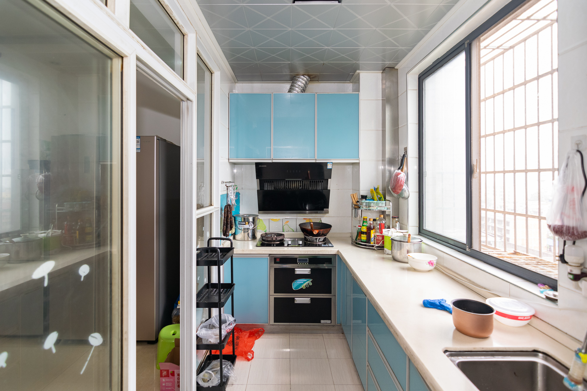 联诚国际城  3室2厅1卫    80.0万厨房