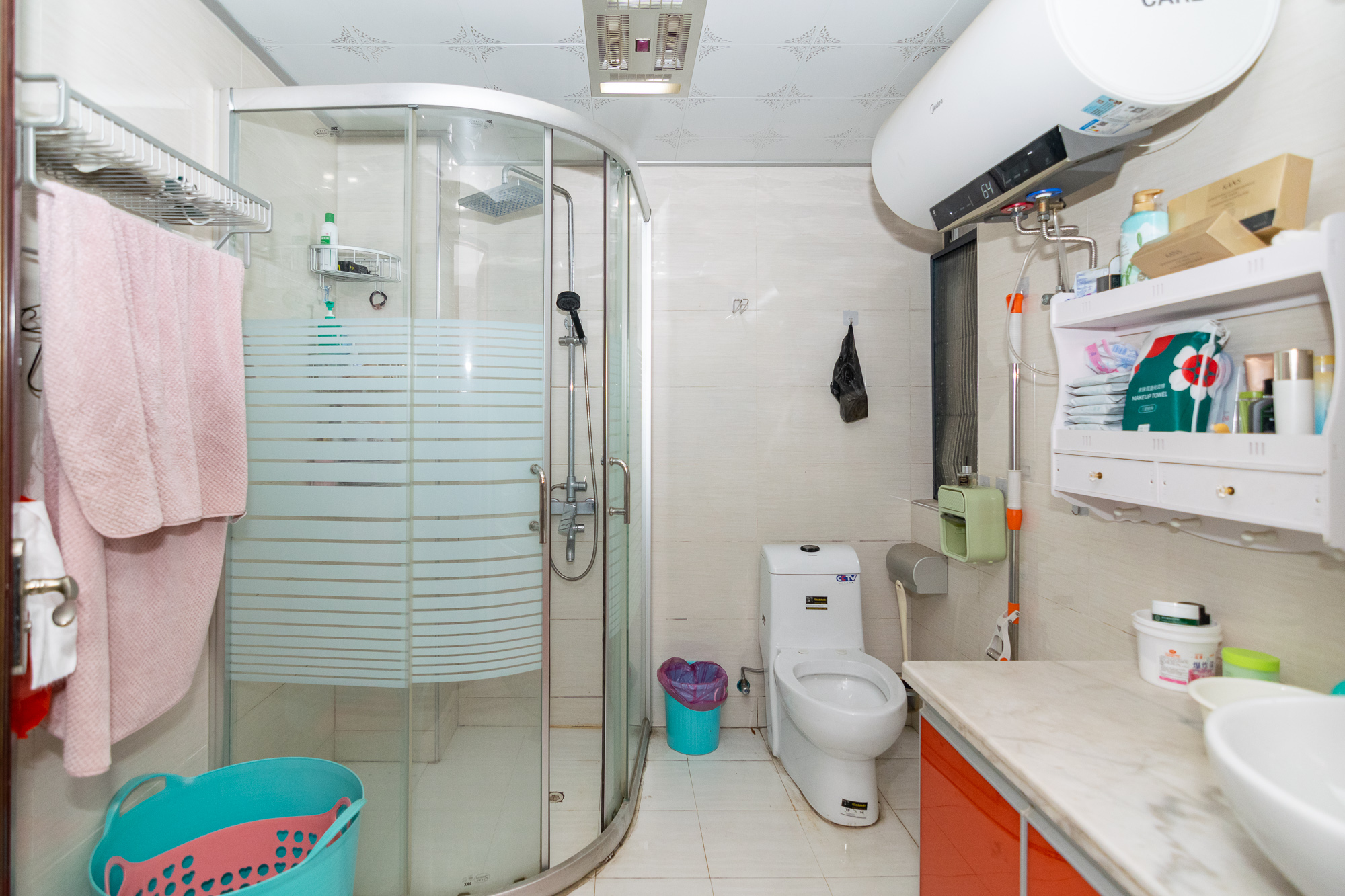 联诚国际城 3室2厅1卫 80.0万 联诚国际城 3室2厅1卫 80.0万卫生间