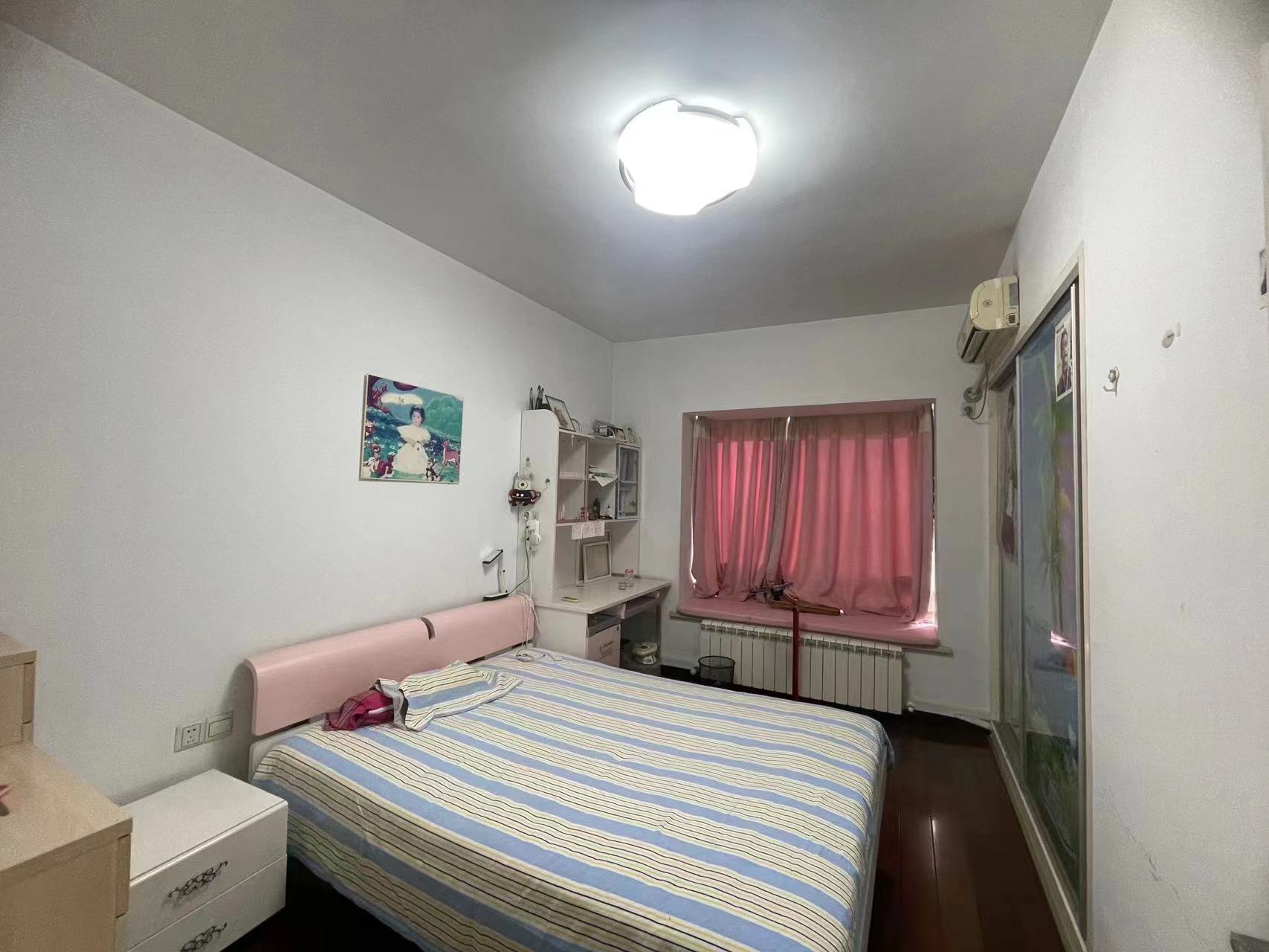 湘银二期世纪花园 3室2厅2卫 61.0万 湘银二期世纪花园 3室2厅2卫 61.0万室内图