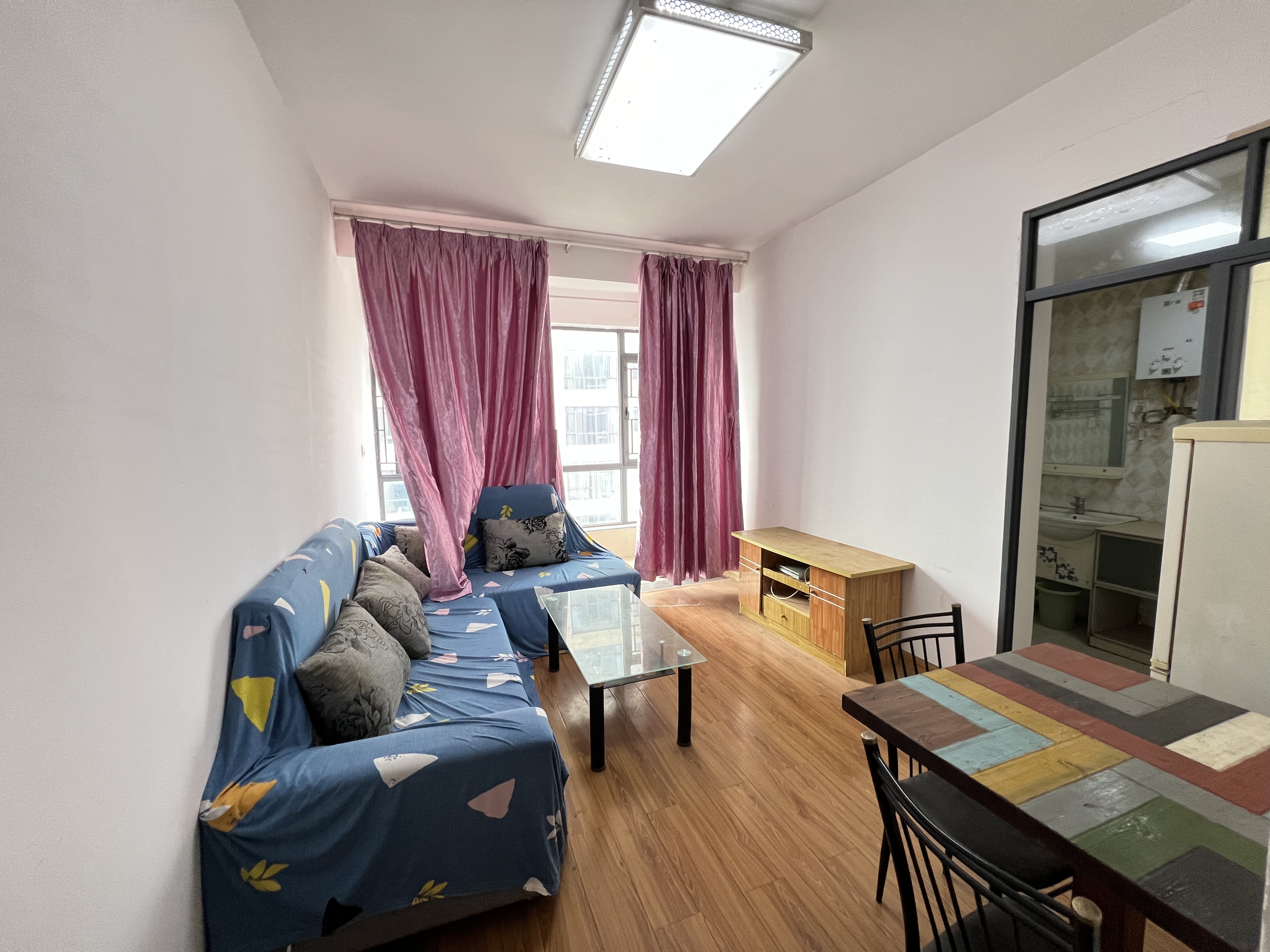 华晨御园 1室1厅1卫 29.0万 华晨御园 1室1厅1卫 29.0万室内图