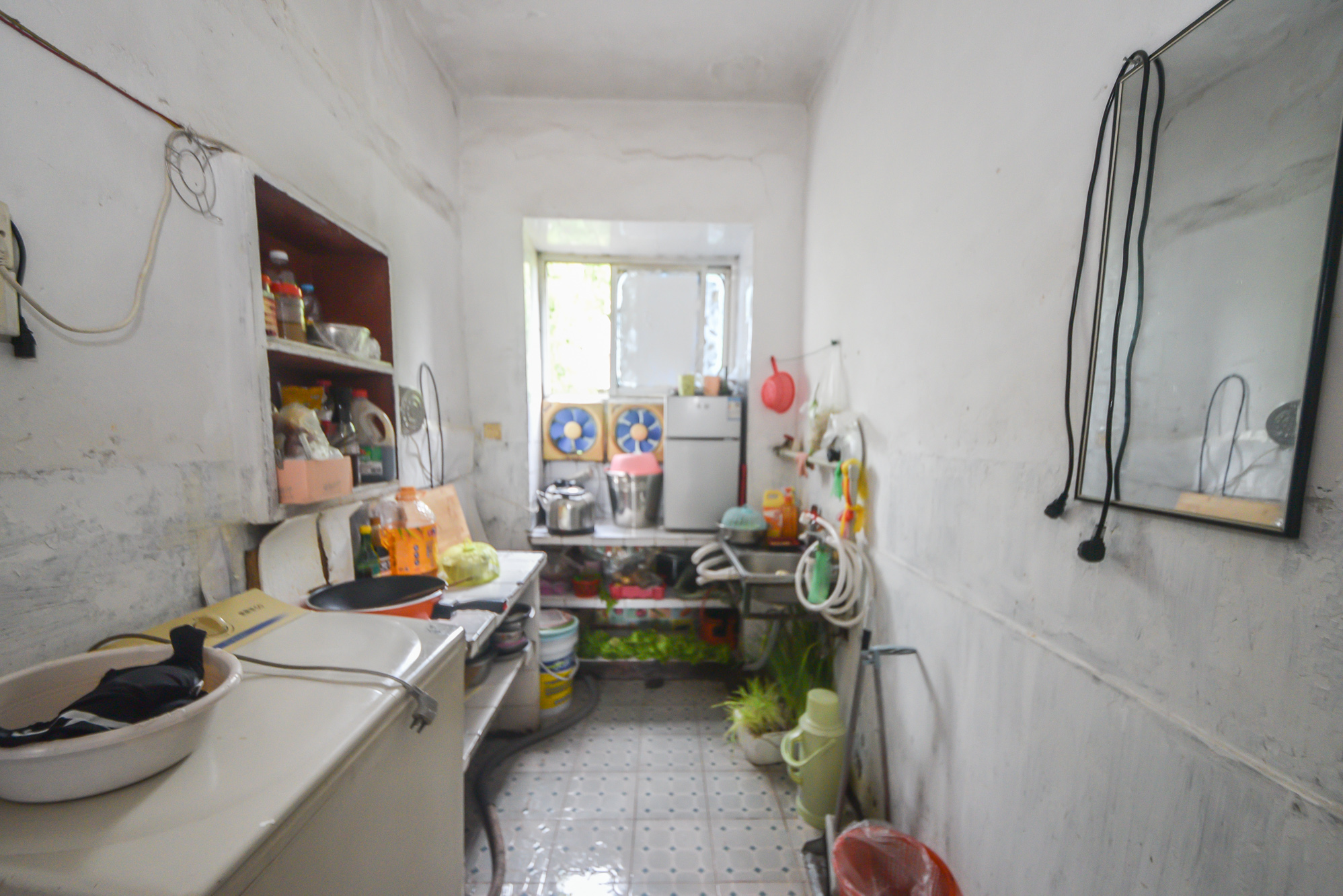 小林子冲社区  2室0厅1卫    19.99万 小林子冲社区  2室0厅1卫    19.99万厨房