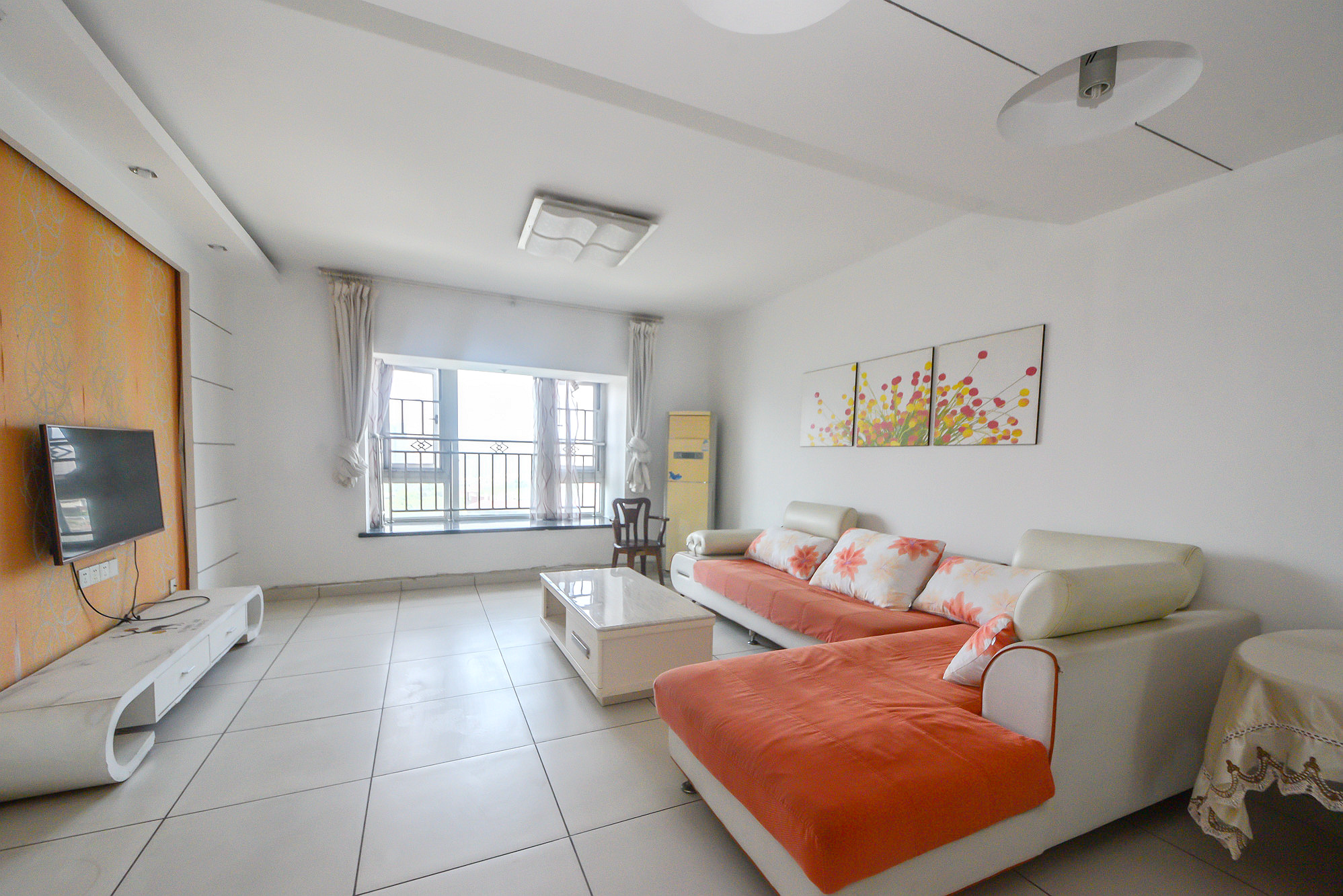 三重星都心 2室2厅1卫 134.8万 三重星都心 2室2厅1卫 134.8万客厅