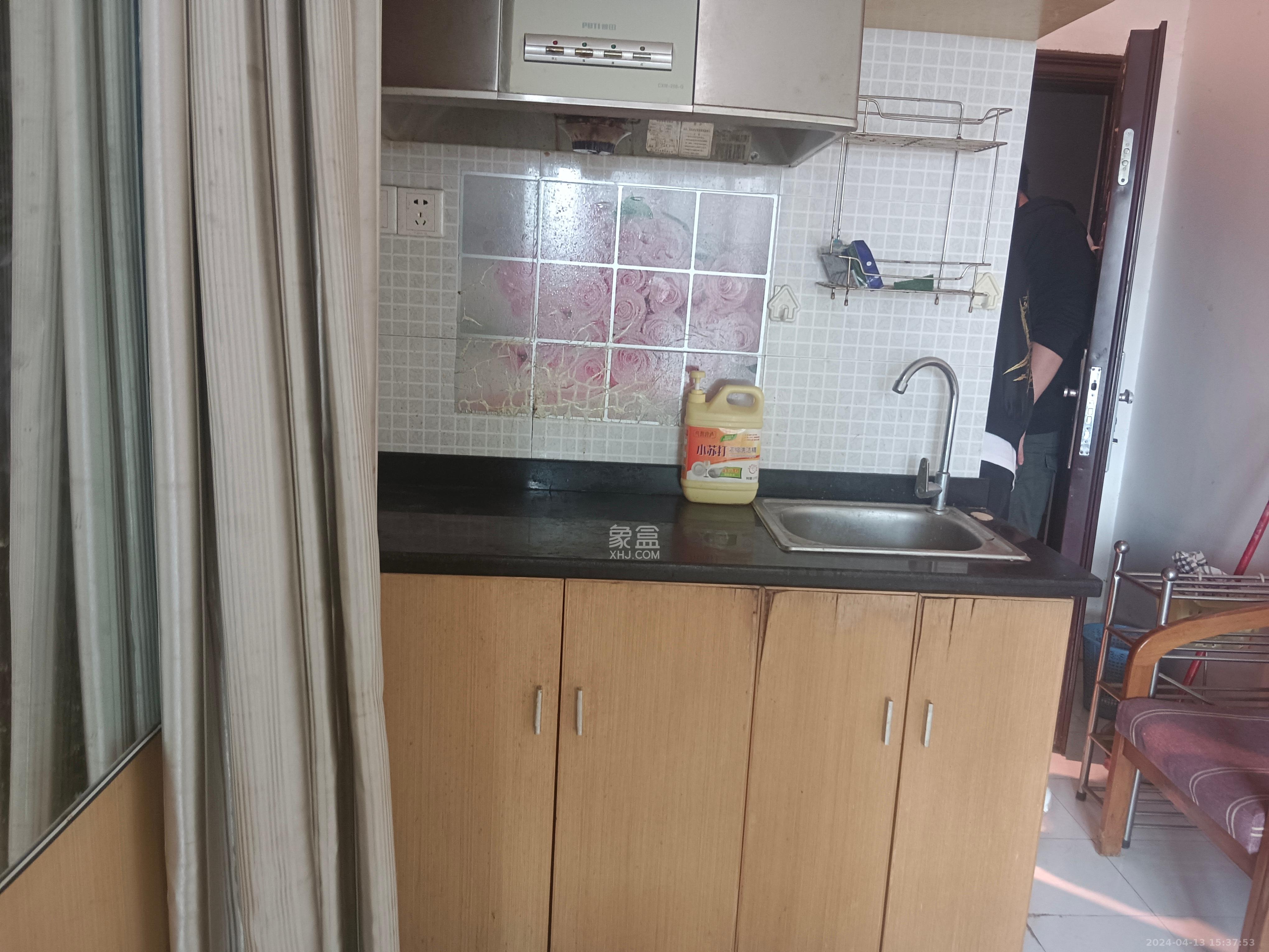 都市晨光  1室1厅1卫   1100.00元/月室内图
