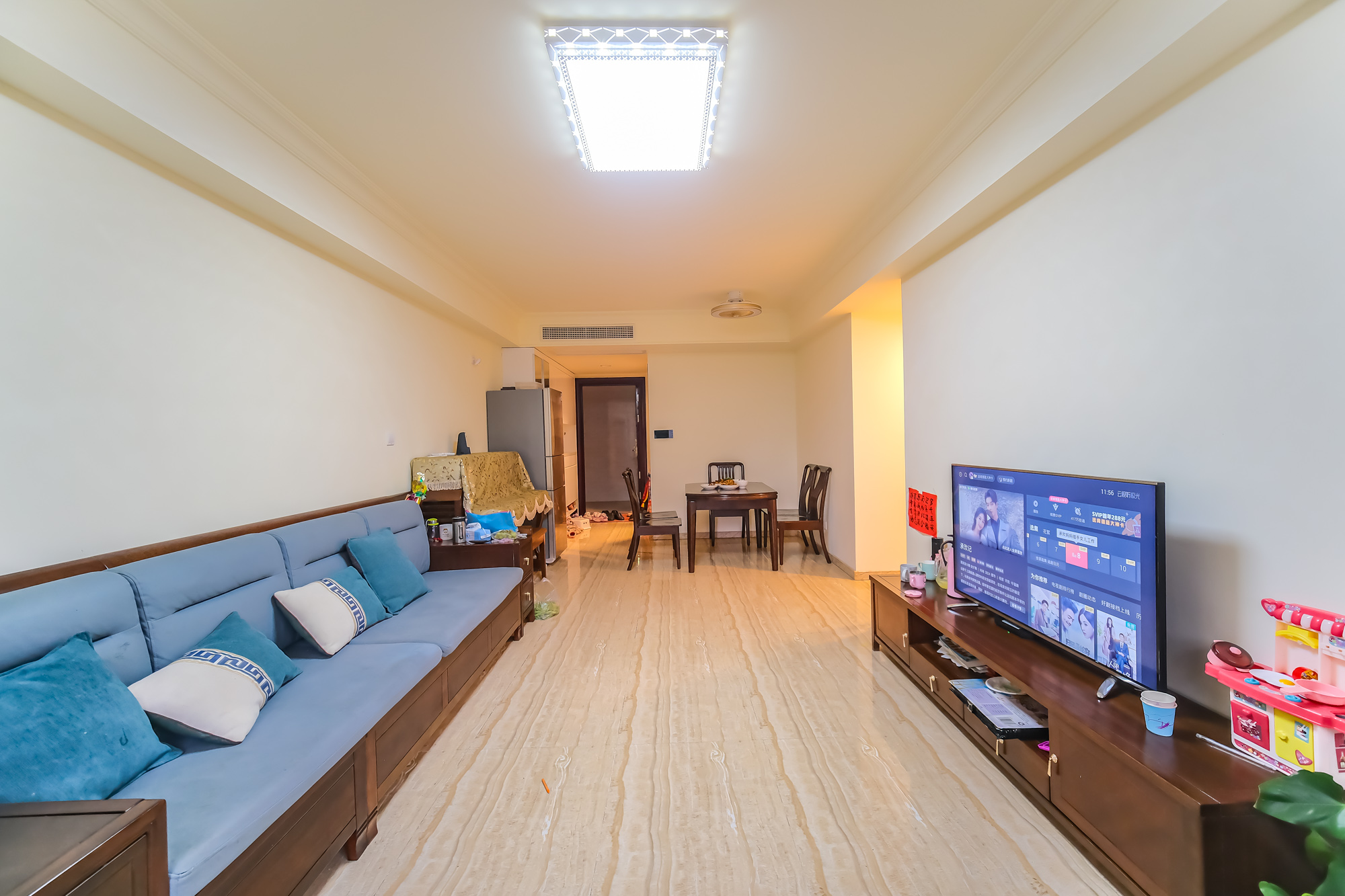 碧桂园翘楚棠  3室2厅2卫    78.8万客厅