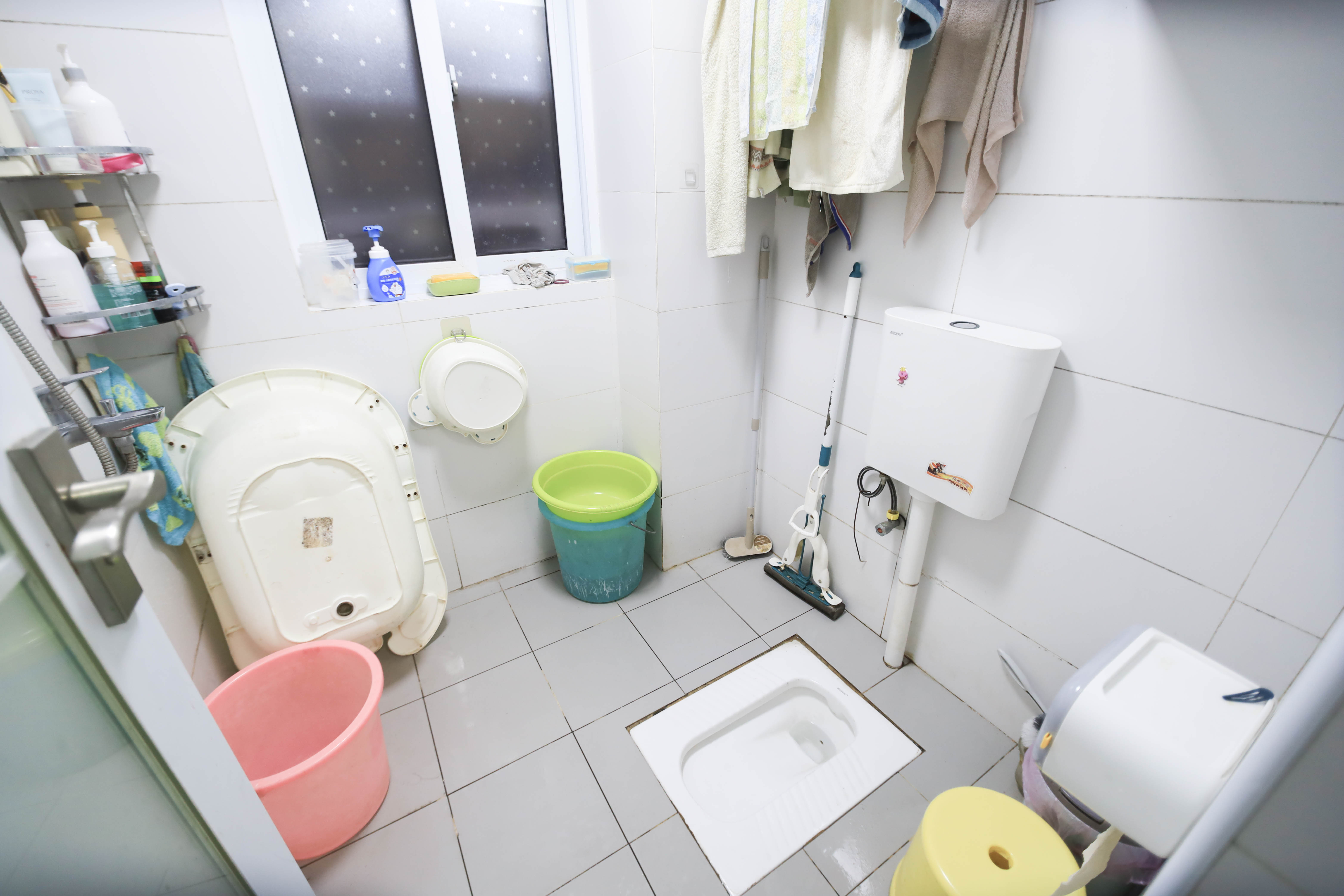 蓝光幸福满庭  3室2厅1卫   104.80万卫生间