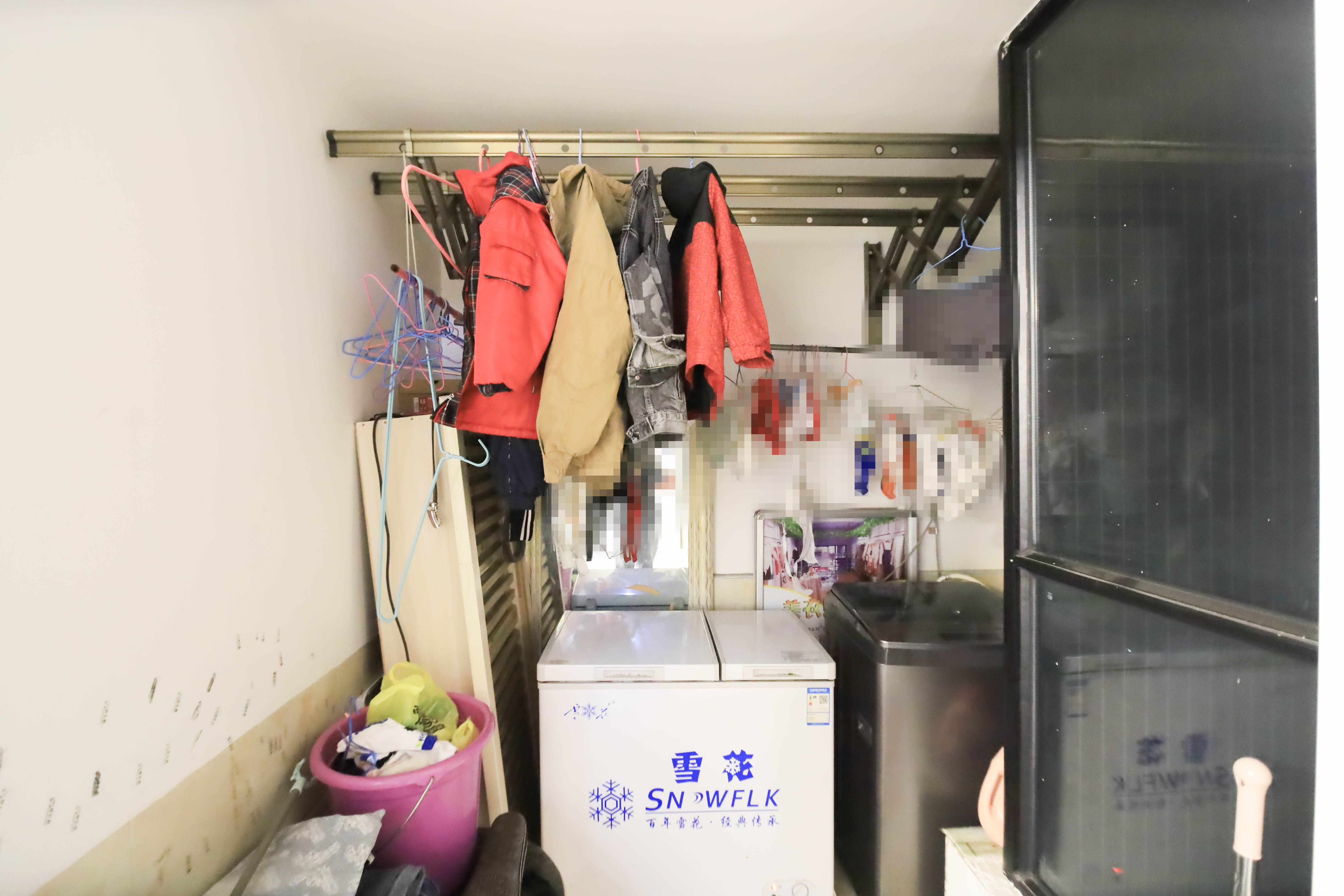 长房半岛蓝湾（观山月）  3室2厅2卫   99.80万阳台