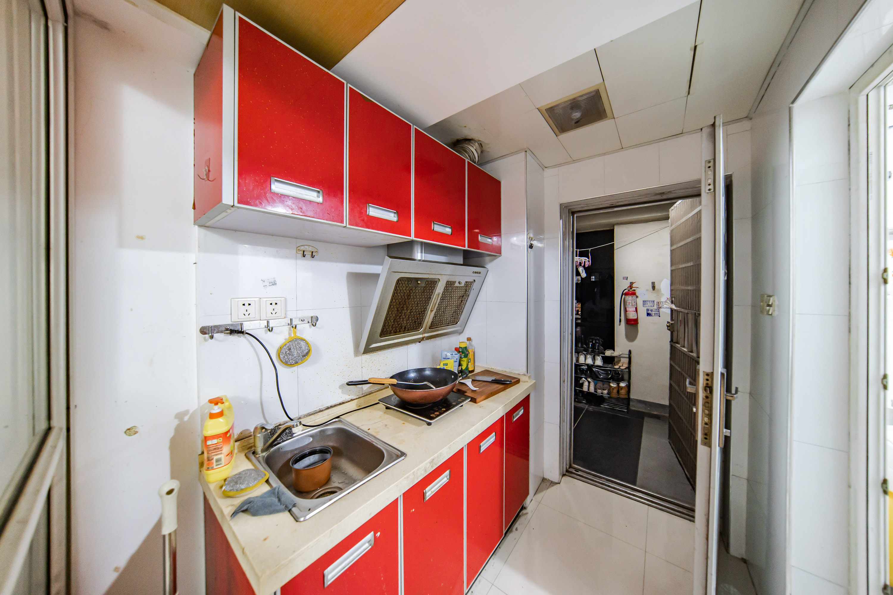 阳光100二期 1室1厅1卫 25.97万 阳光100二期 1室1厅1卫 25.97万厨房