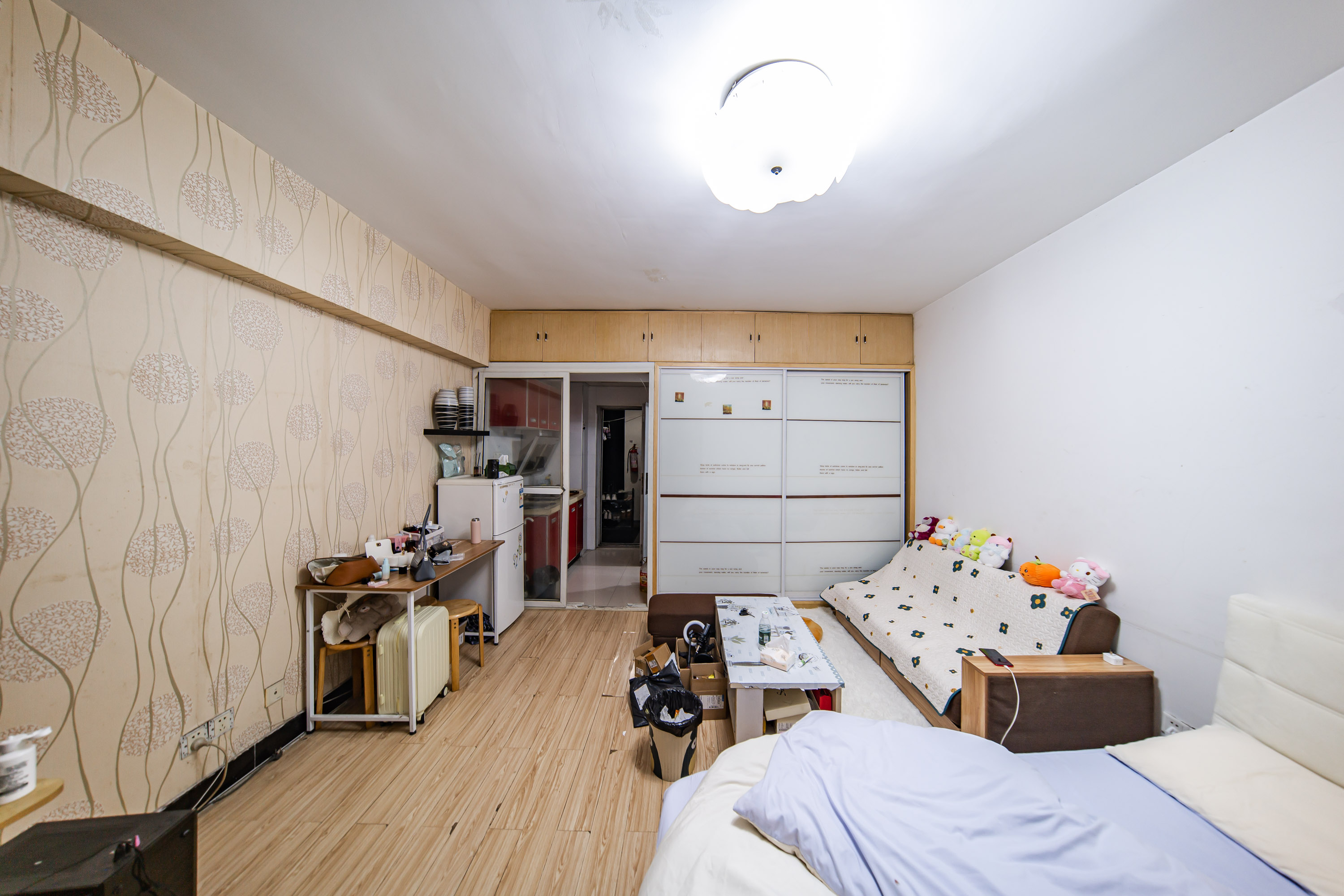 阳光100二期 1室1厅1卫 25.97万 阳光100二期 1室1厅1卫 25.97万客厅