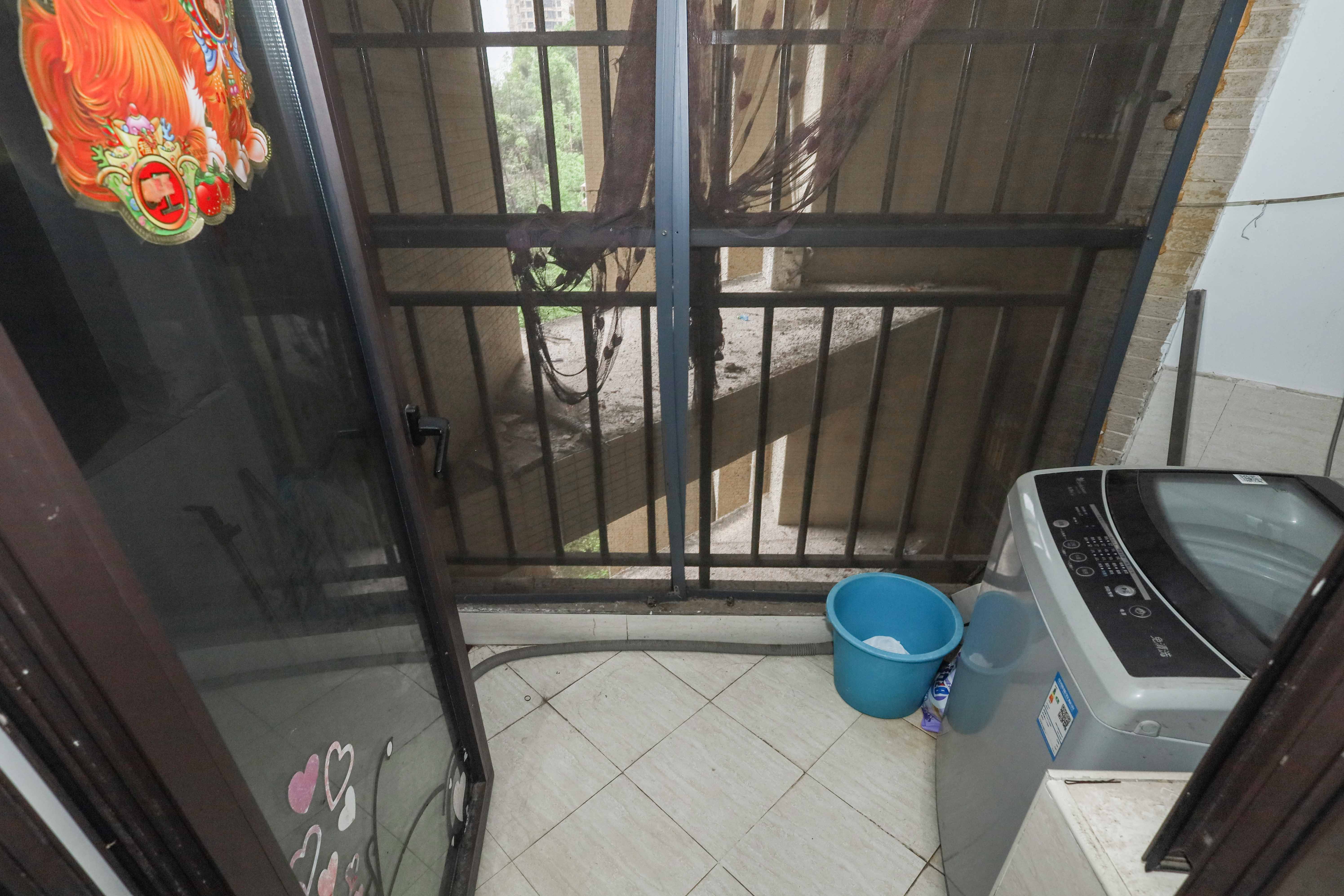 保利麓谷林语E区  3室2厅2卫    89.8万 保利麓谷林语E区  3室2厅2卫    89.8万厨房