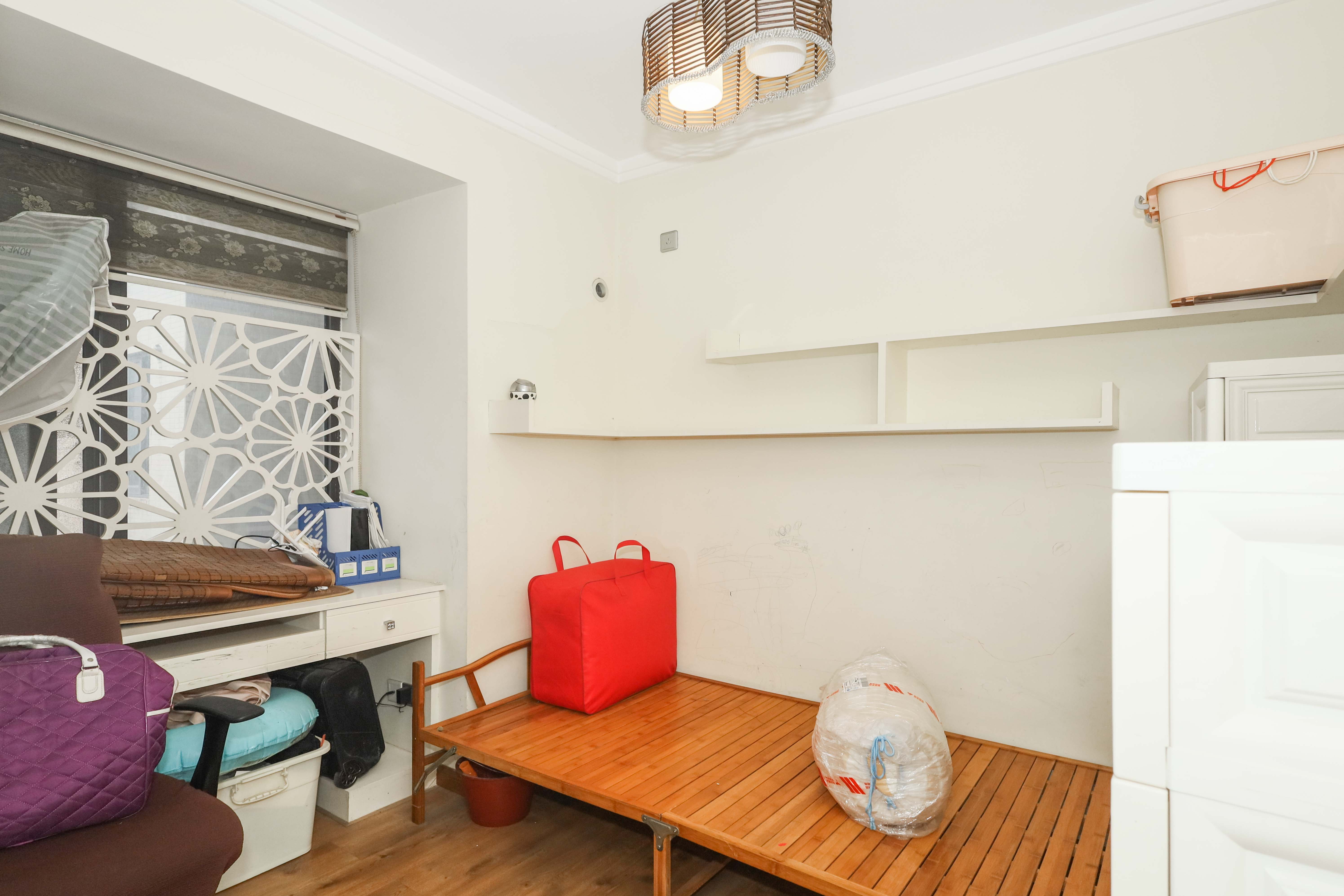 保利麓谷林语E区  3室2厅2卫    89.8万 保利麓谷林语E区  3室2厅2卫    89.8万卧室