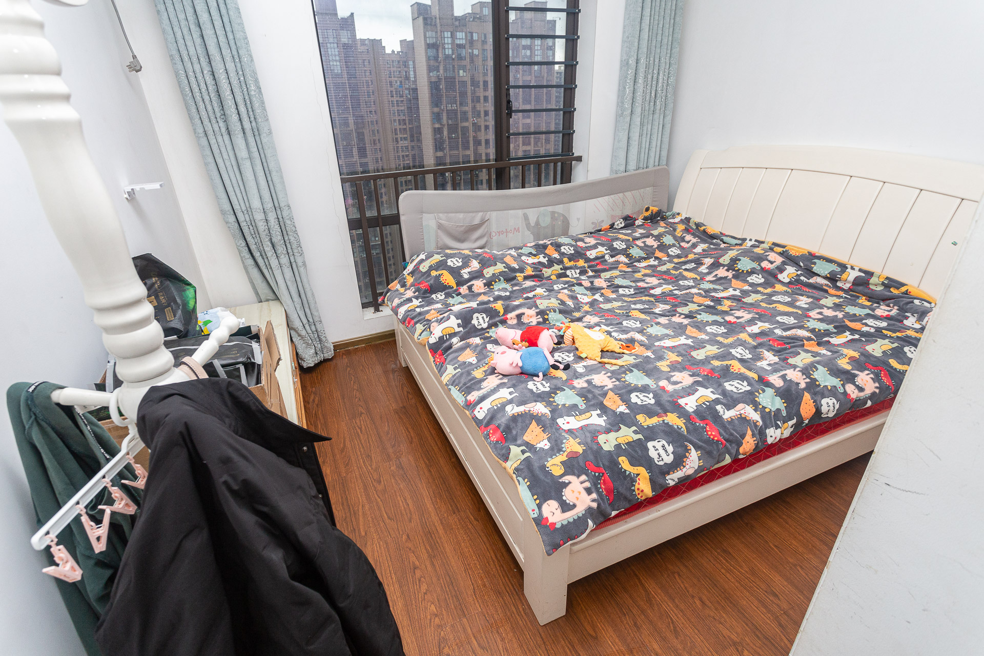 长燃新奥佳园 2室2厅1卫 71.0万 长燃新奥佳园 2室2厅1卫 71.0万卧室