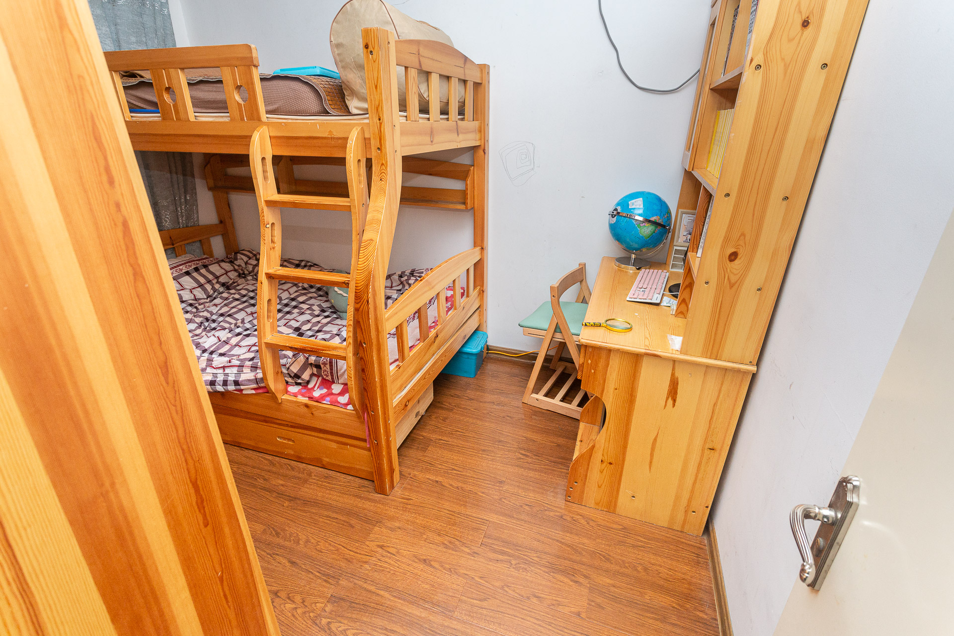 长燃新奥佳园 2室2厅1卫 71.0万 长燃新奥佳园 2室2厅1卫 71.0万卧室