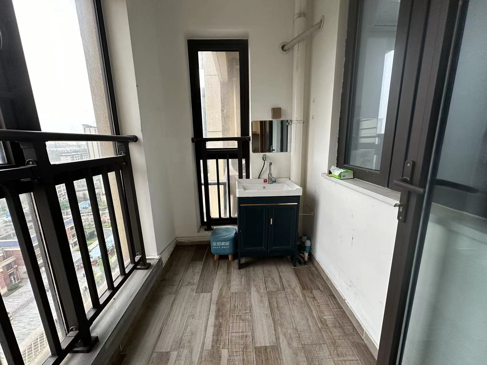 城际空间站 3室2厅2卫 98.0万 城际空间站 3室2厅2卫 98.0万室内图