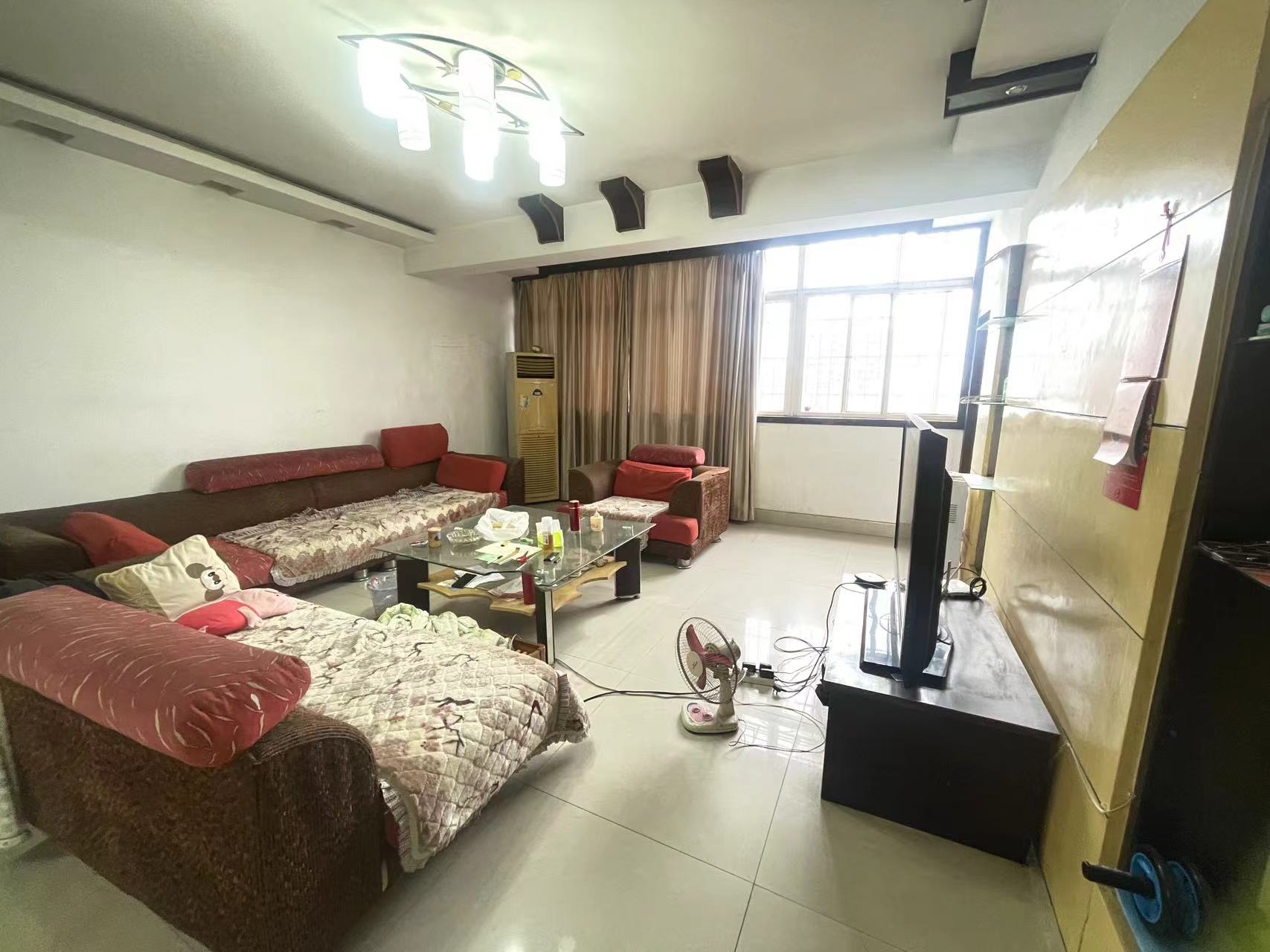 体小综合楼  4室2厅2卫    41.5万 体小综合楼  4室2厅2卫    41.5万室内图