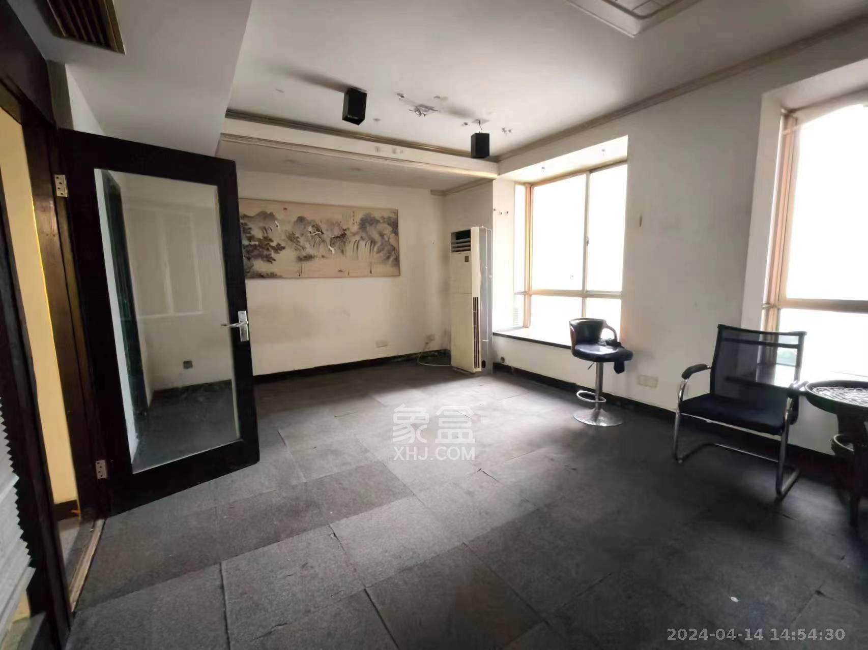湖南财富中心  4室2厅2卫   4500.00元/月室内图
