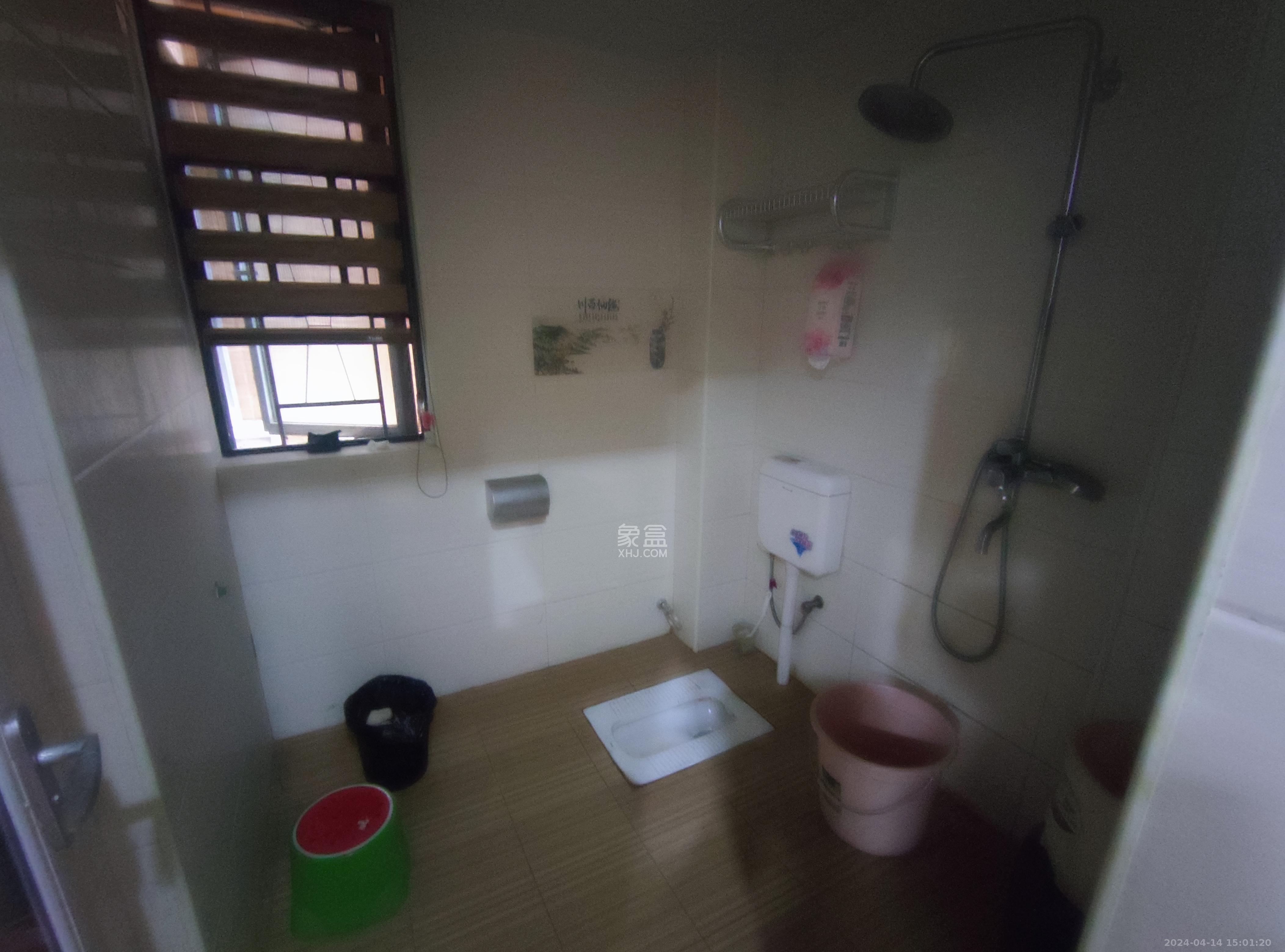 中城丽景香山园  3室2厅1卫   5500.00元/月室内图