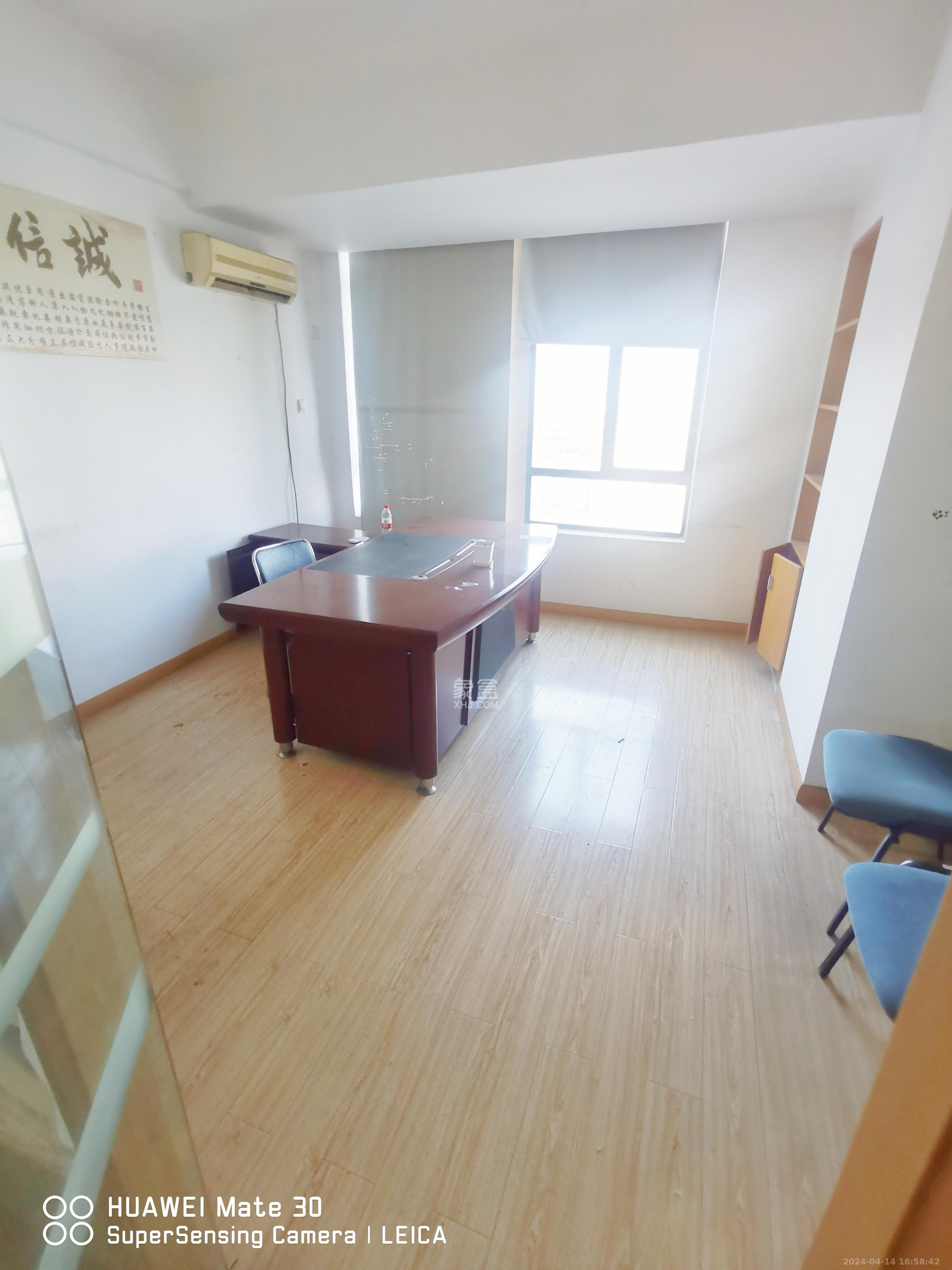 融圣国际  1室1厅1卫   2500.00元/月室内图1