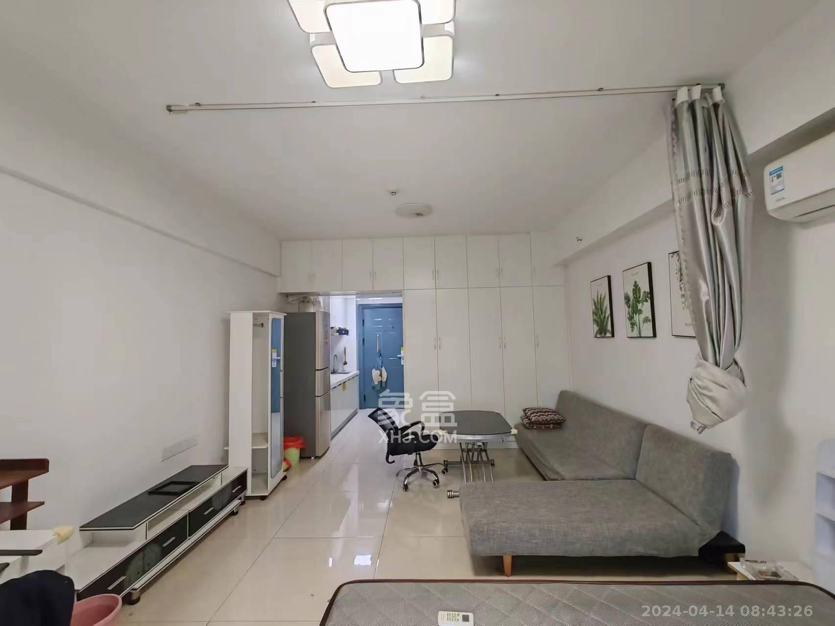 山与墅  1室1厅1卫   1300.00元/月室内图