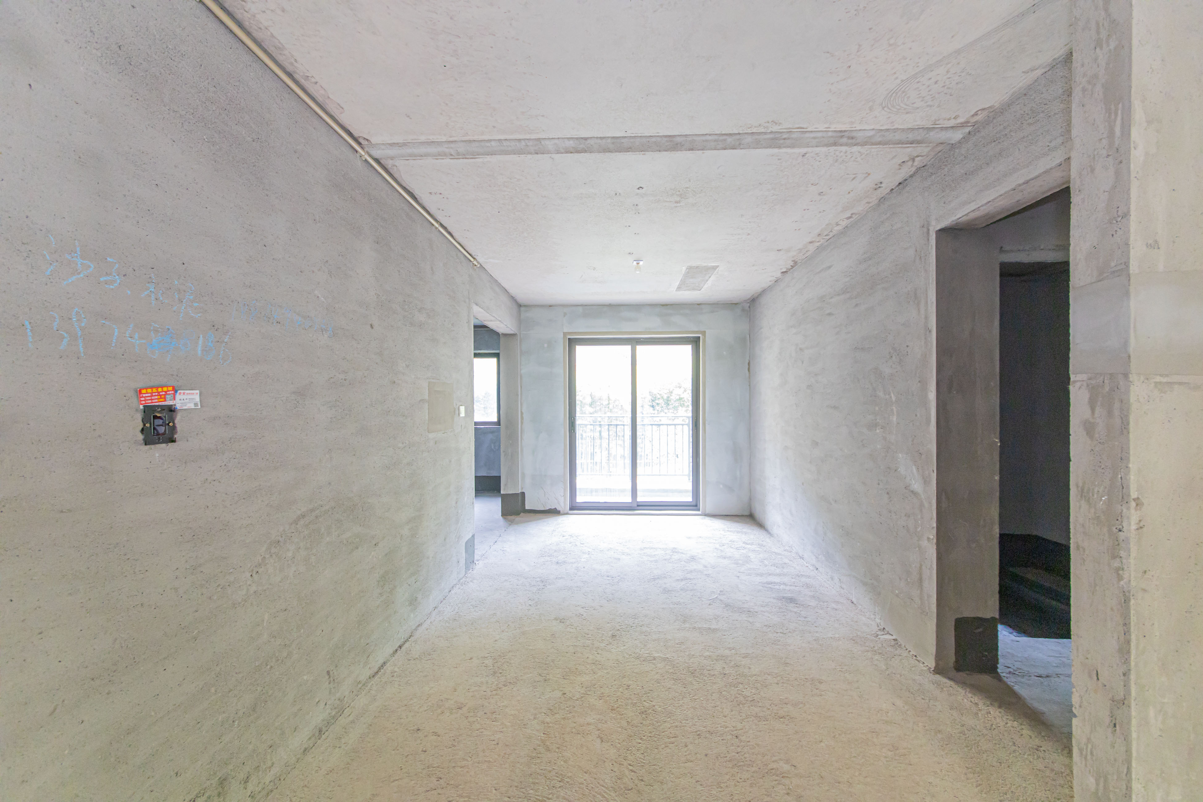 长沙美的梧桐庄园  4室2厅3卫    165.0万 长沙美的梧桐庄园  4室2厅3卫    165.0万客厅