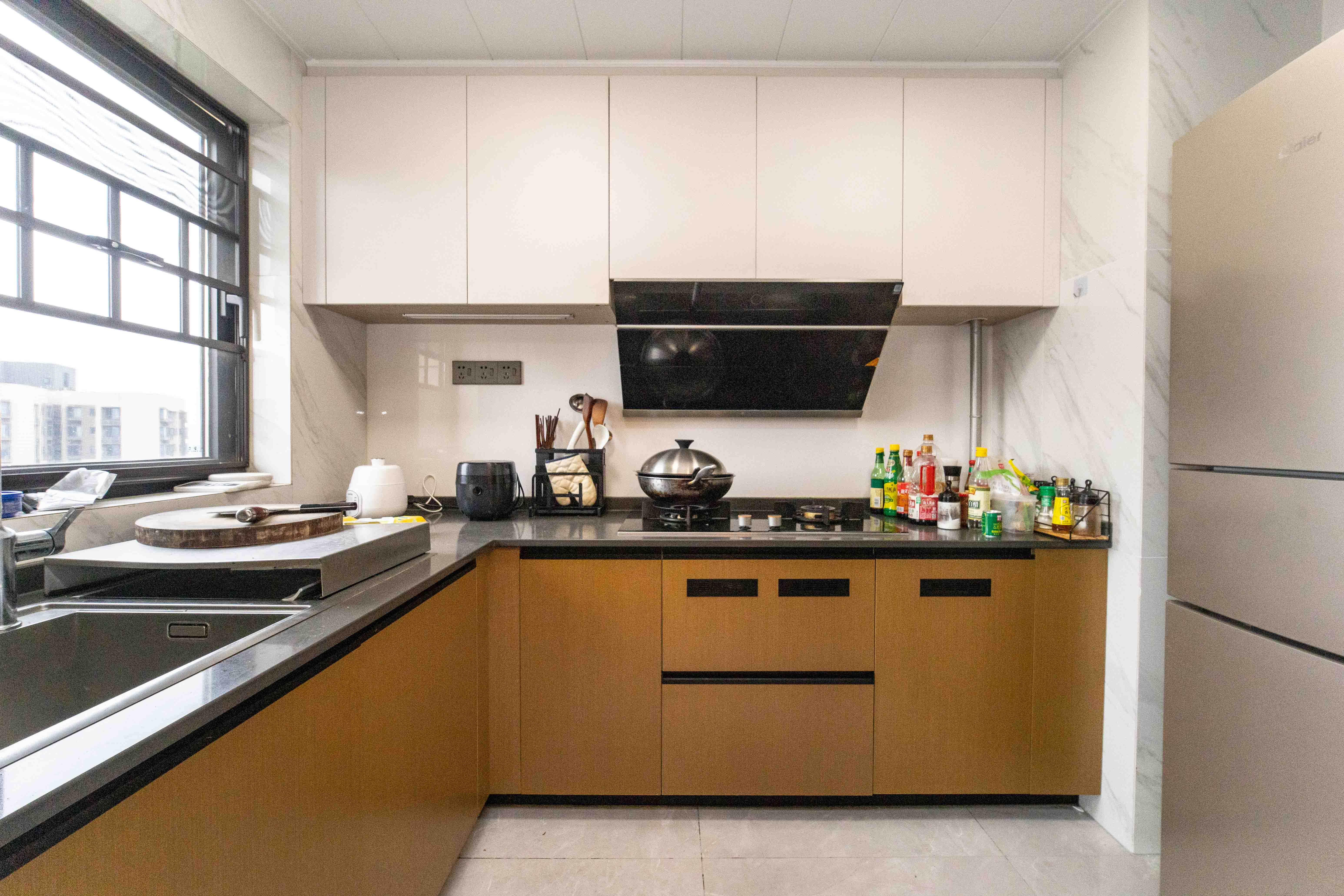 万科金域蓝湾 4室2厅2卫 195.0万 万科金域蓝湾 4室2厅2卫 195.0万厨房