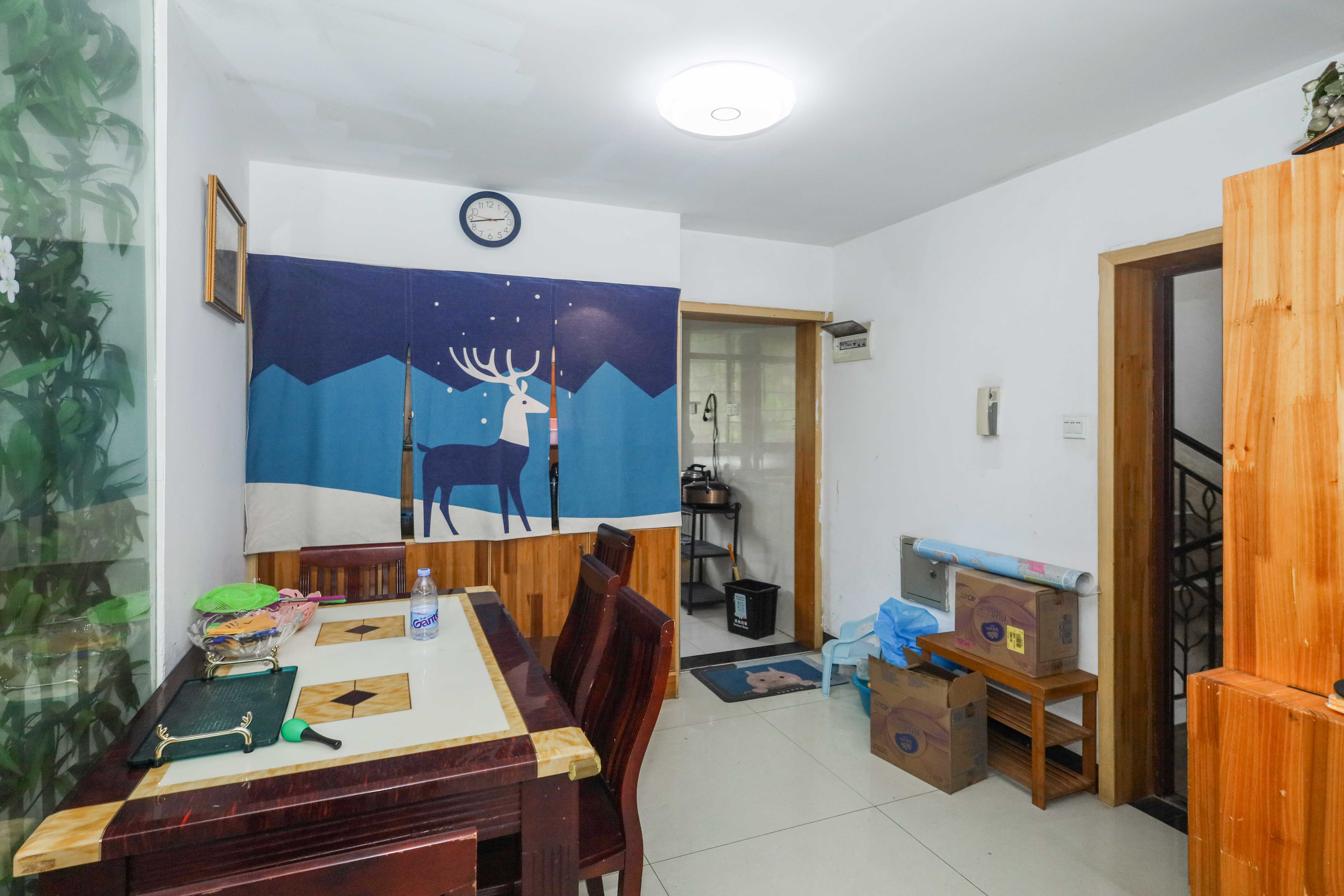 山水英伦 3室2厅2卫 72.0万 山水英伦 3室2厅2卫 72.0万其他