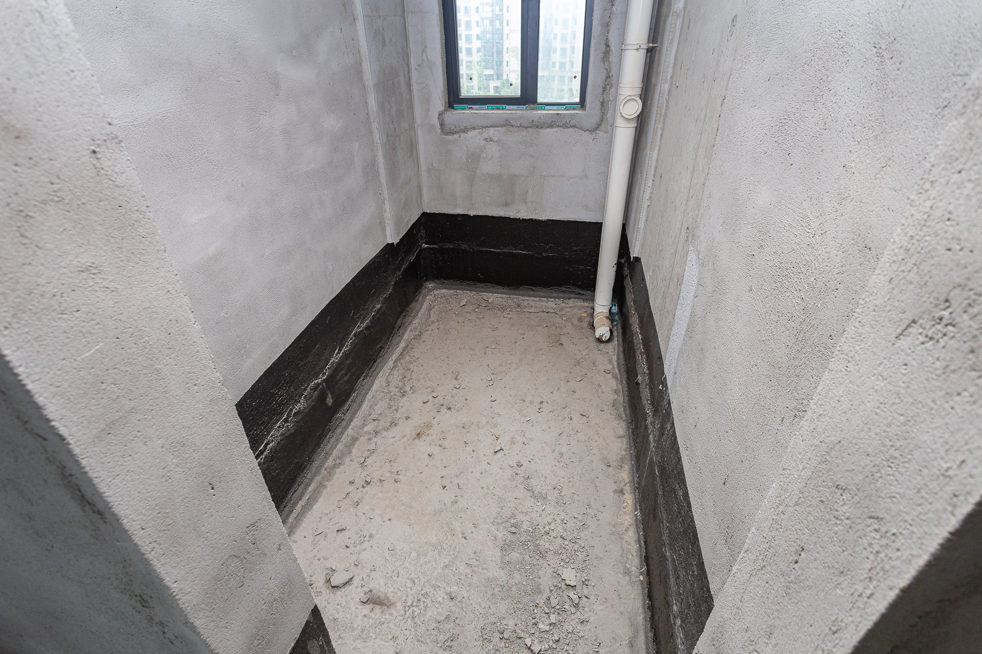 润和滨江广场(润和中央广场) 4室2厅2卫 95.8万 润和滨江广场(润和中央广场) 4室2厅2卫 95.8万卫生间