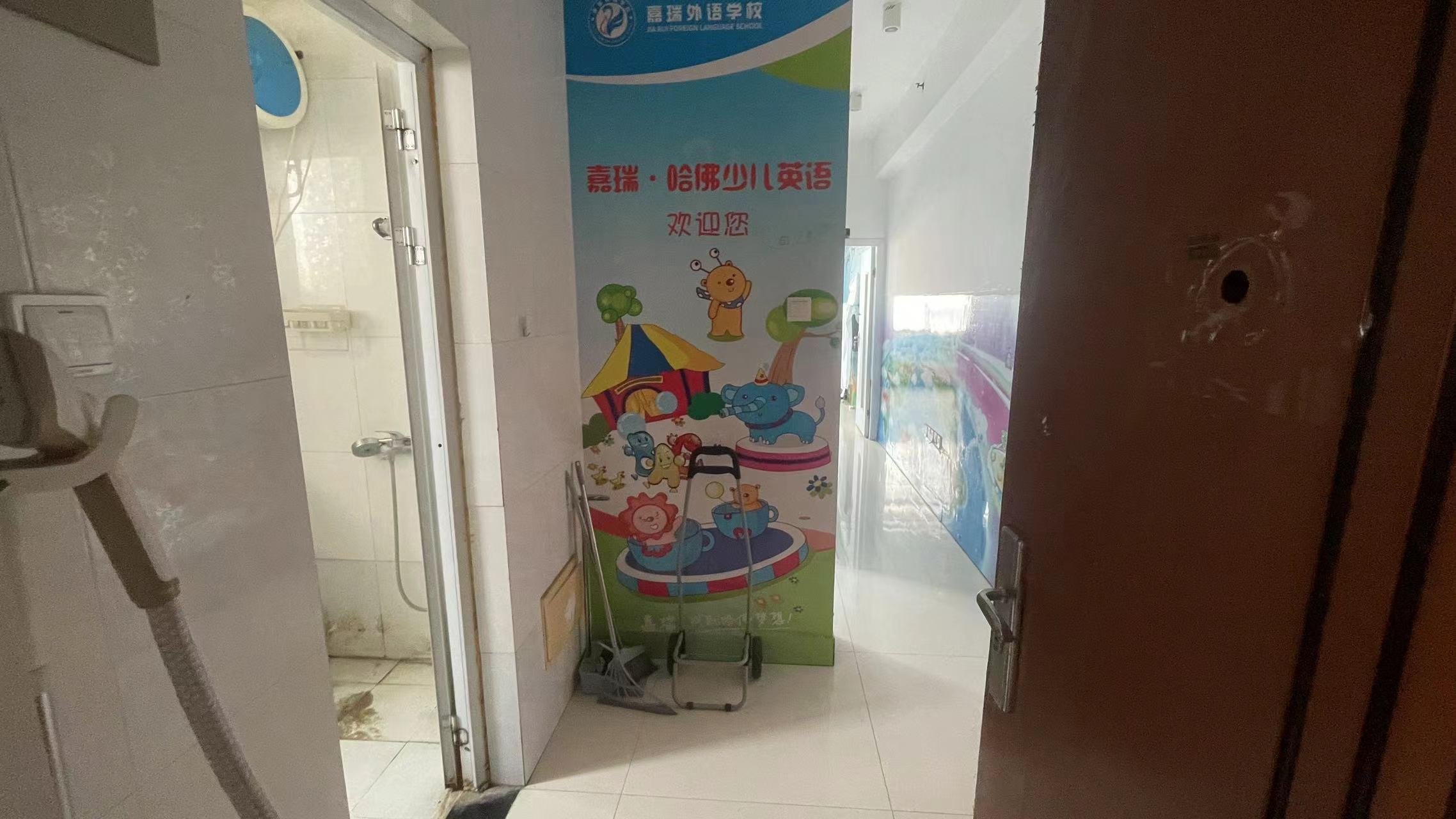 时尚新天地(平和堂)  1室1厅1卫    23.8万 时尚新天地(平和堂)  1室1厅1卫    23.8万室内图