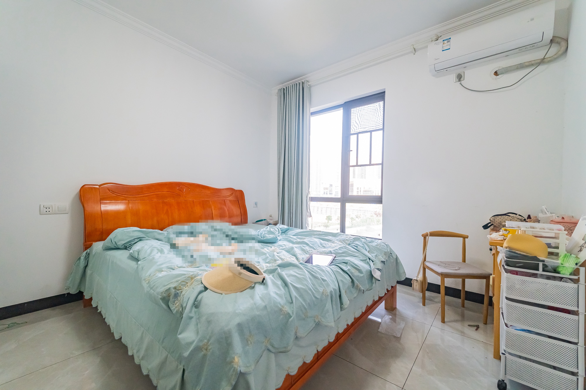 国泰九龙湾 3室2厅2卫 99.8万 国泰九龙湾 3室2厅2卫 99.8万卧室