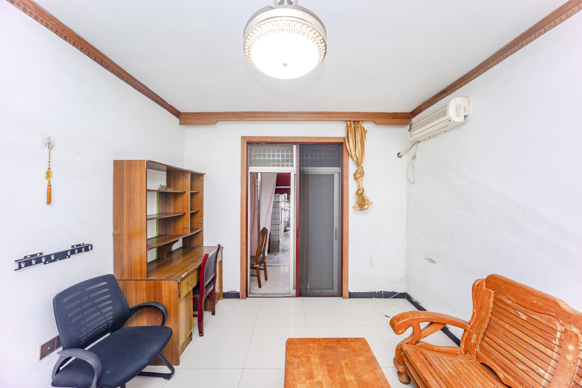 湖南第六工程有限公司机关小区（六公司机关大院）  3室2厅1卫   100.00万客厅