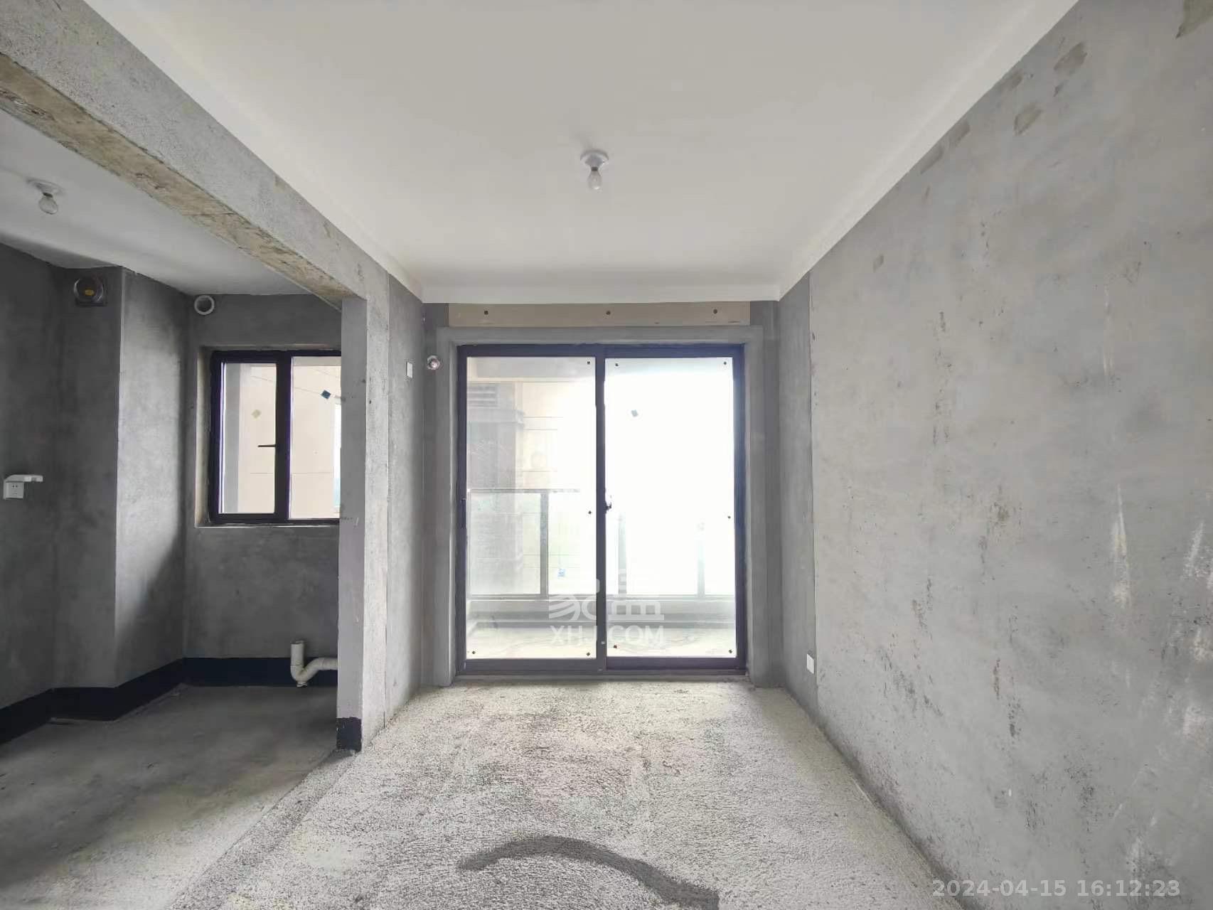 天城国际广场 3室2厅1卫 2200.00元/月 天城国际广场 3室2厅1卫 2200.00元/月室内图