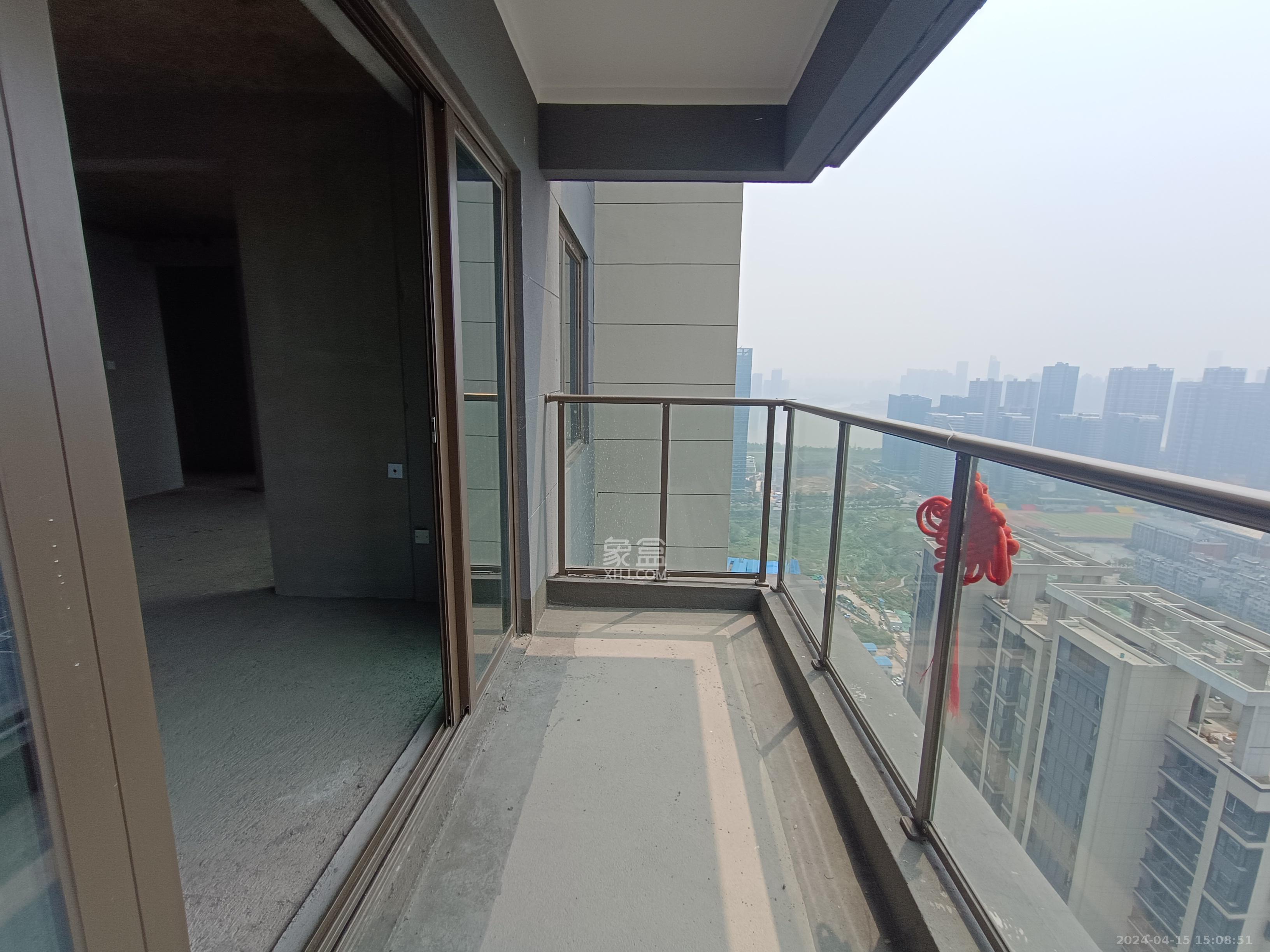 正荣滨江紫阙台  4室2厅3卫   2500.00元/月室内图