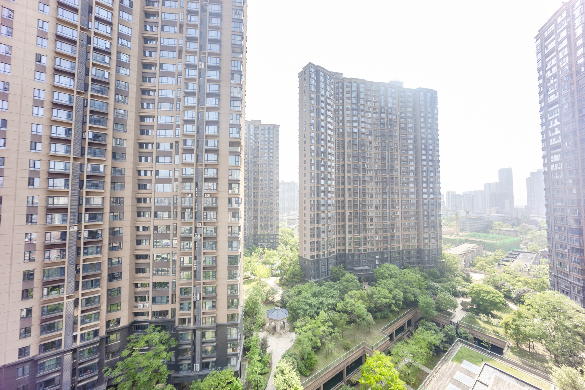 荣悦台 3室2厅2卫 153.0万 荣悦台 3室2厅2卫 153.0万其他