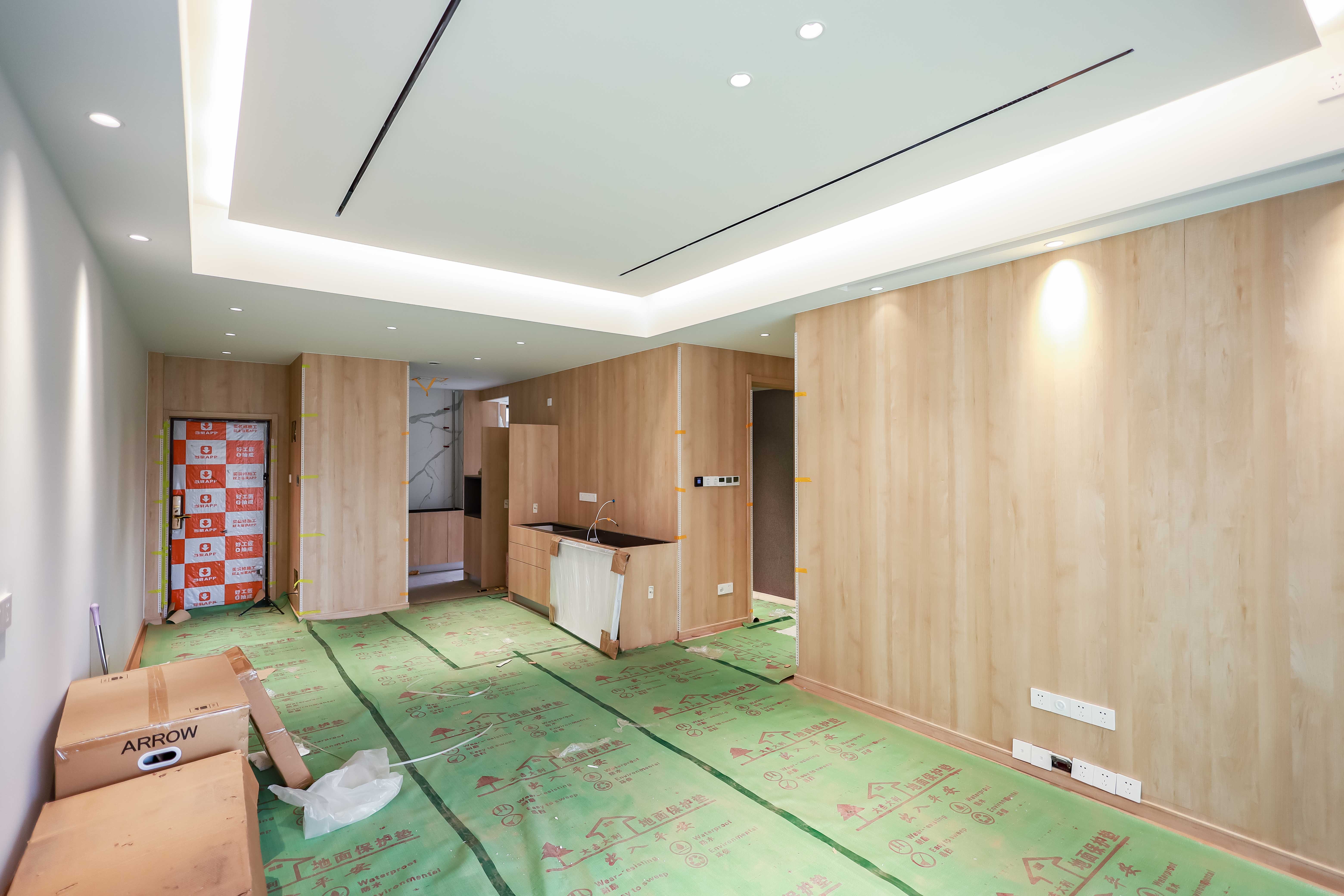 万象府台  3室2厅2卫   268.00万客厅