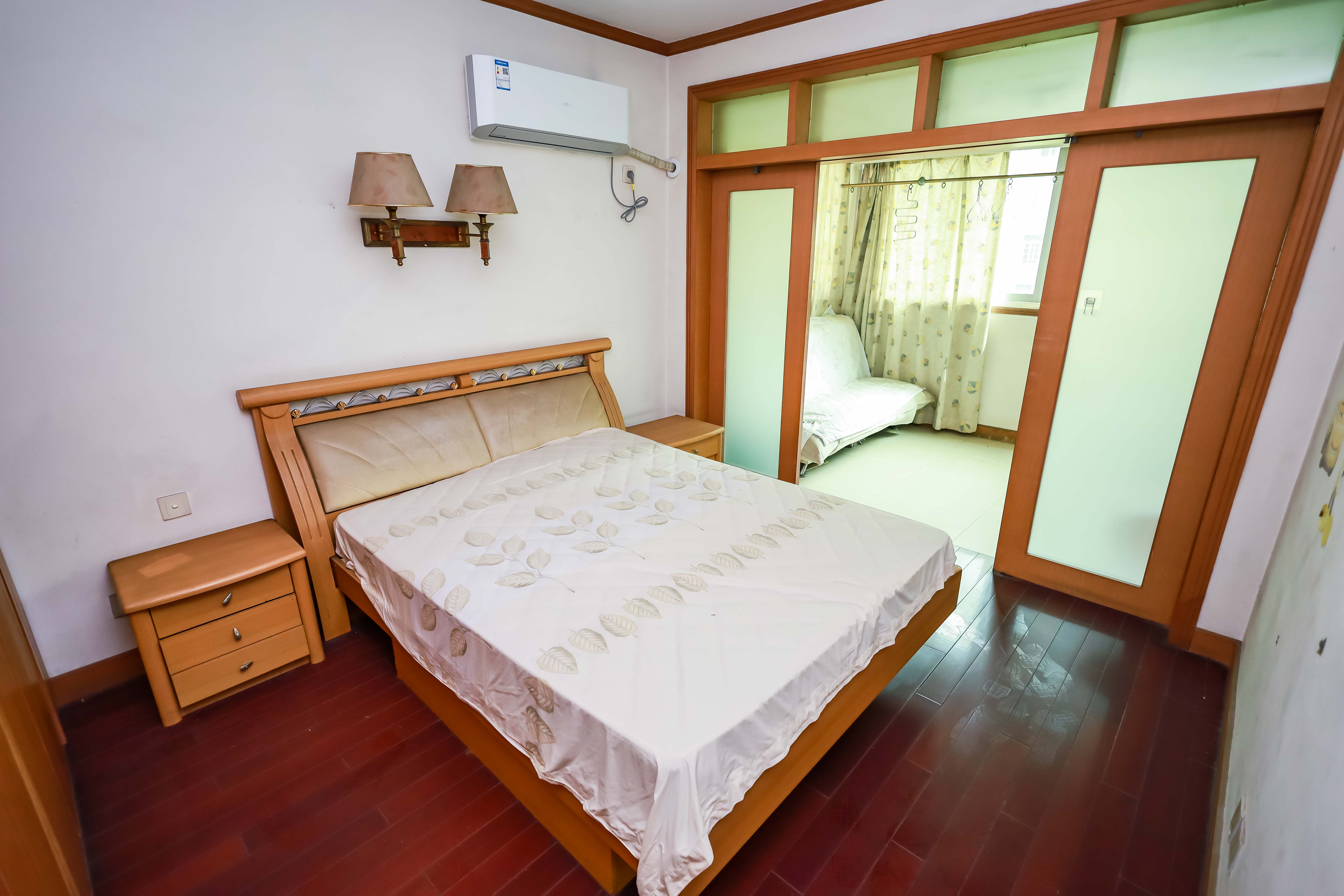 咸嘉新村嘉文苑  3室2厅2卫   116.00万卧室