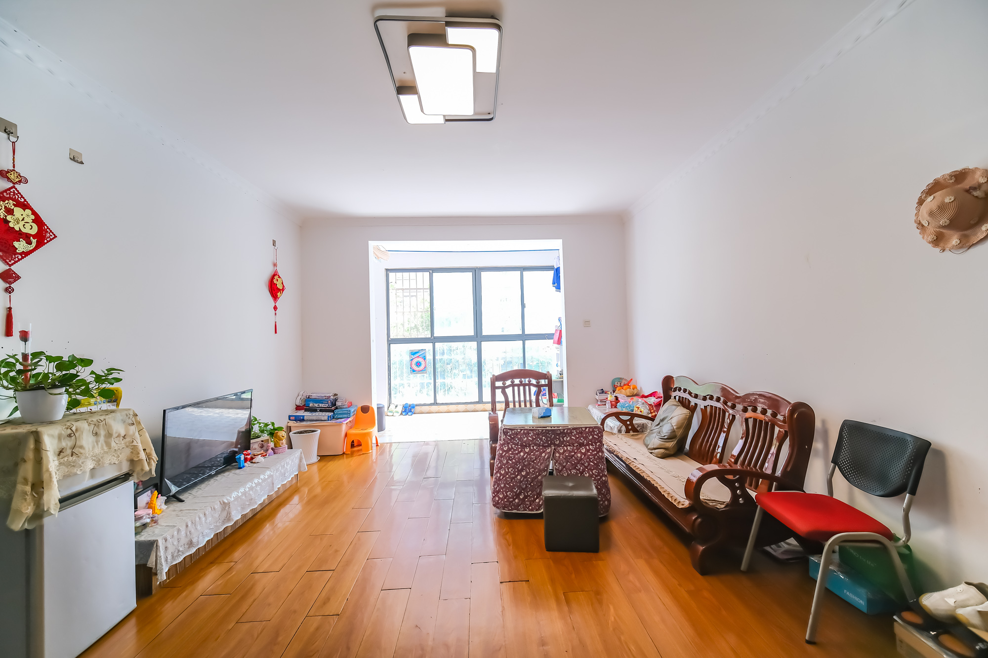 山水湾 3室2厅1卫 78.8万 山水湾 3室2厅1卫 78.8万客厅